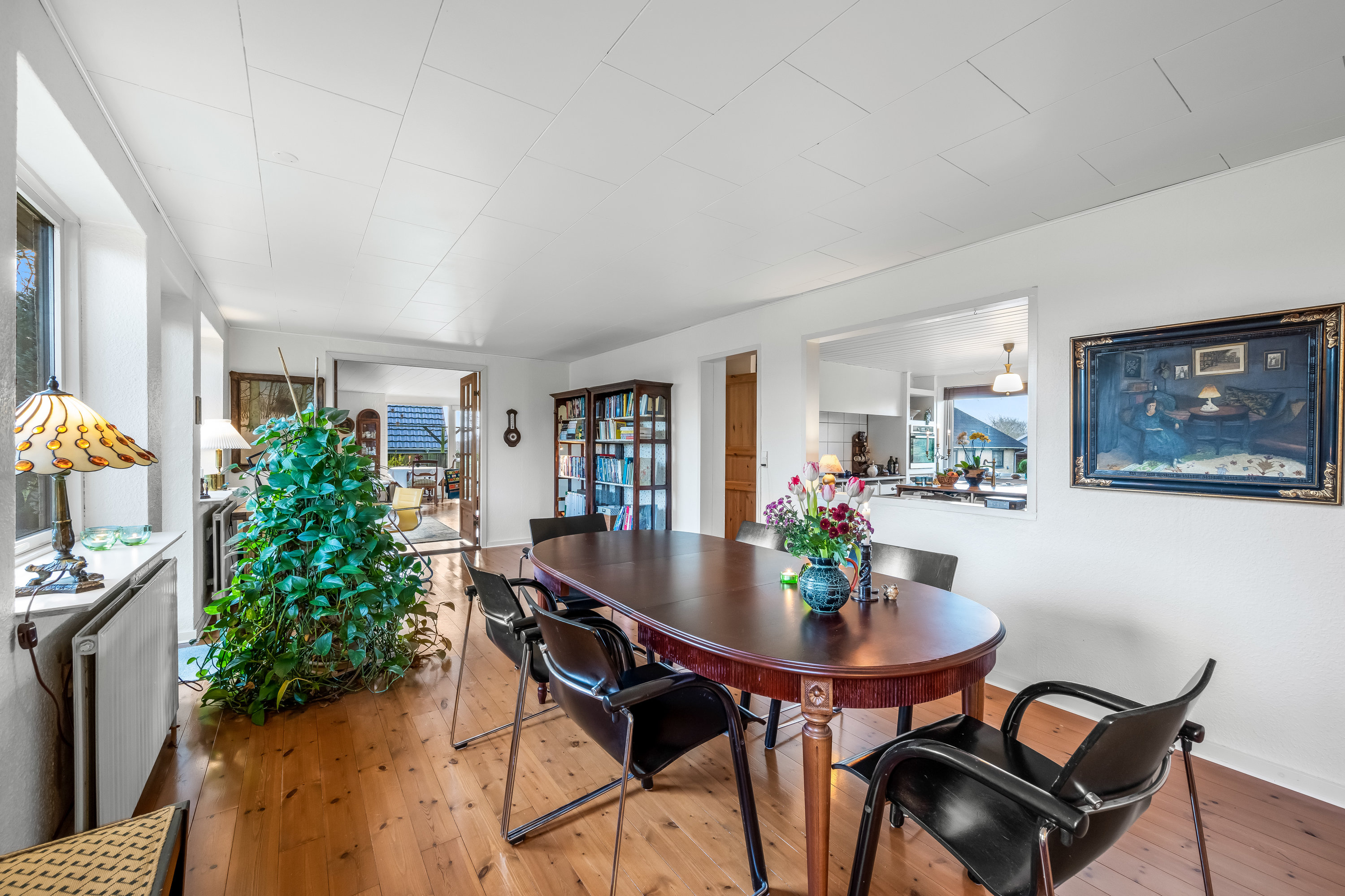 Fremhævet alrum billede i fuldskærmstilstand. Billede af Liljealle 13, 6920 Videbæk