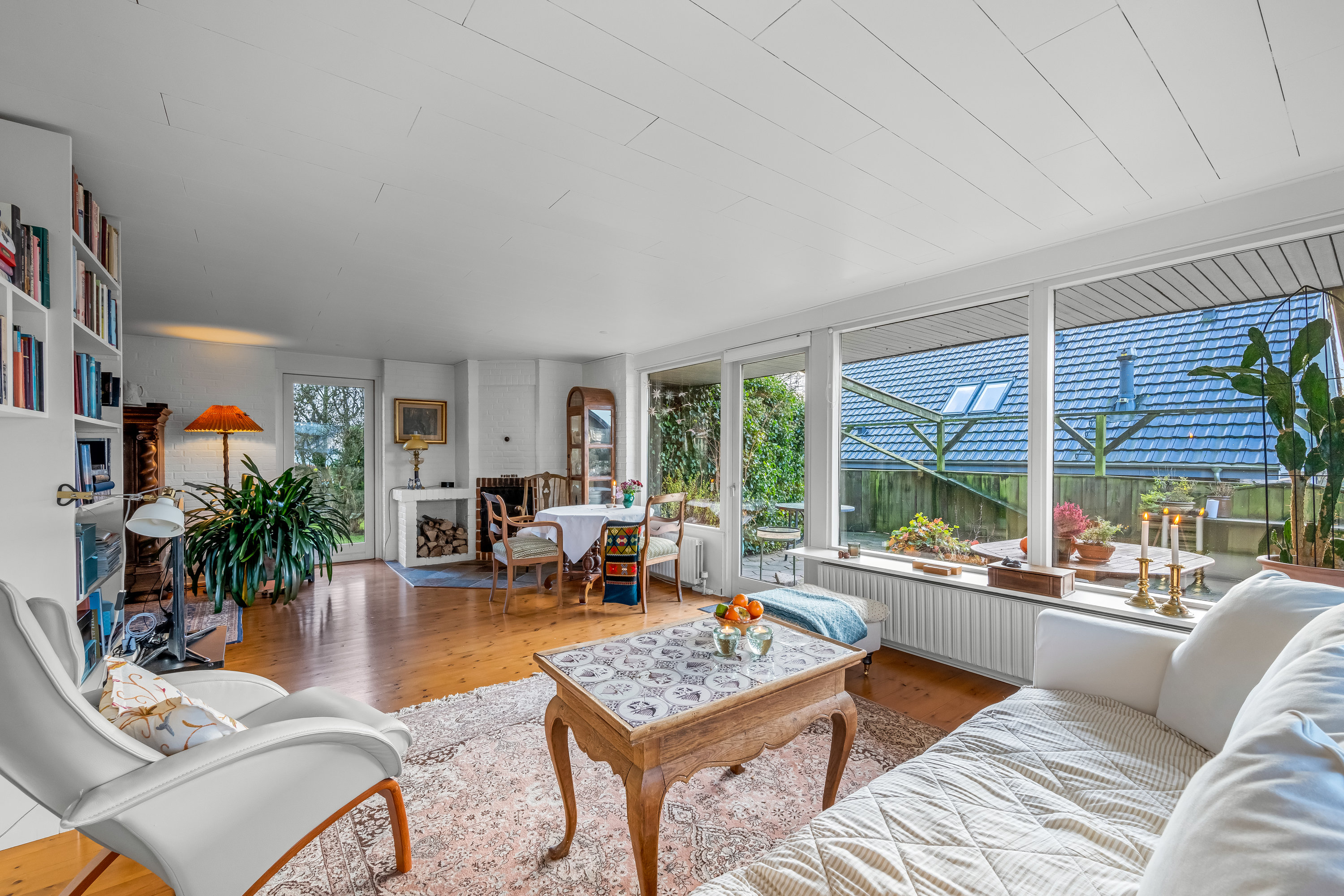 Fremhævet stue billede i fuldskærmstilstand. Billede af Liljealle 13, 6920 Videbæk