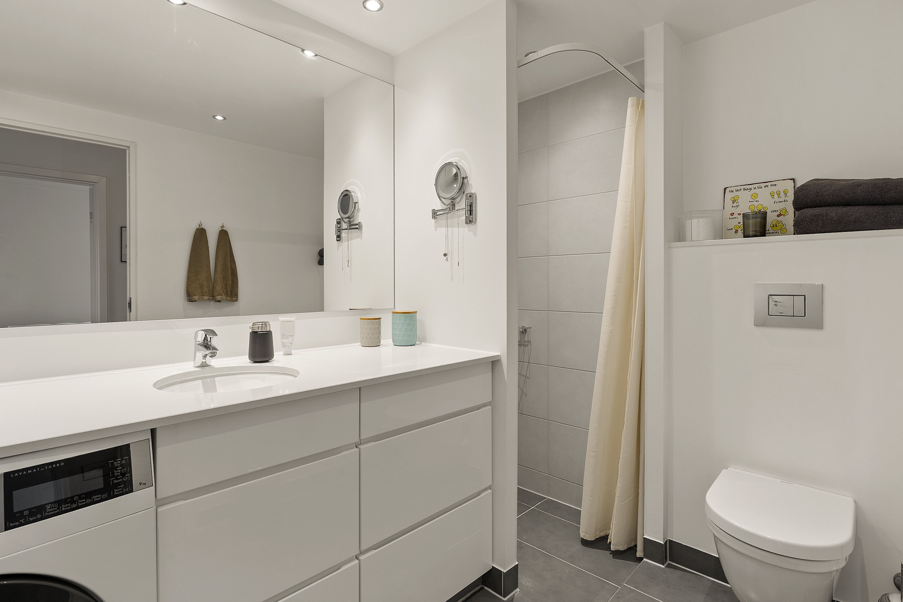 Fremhævet badeværelse billede i fuldskærmstilstand. Billede af Margretheholmsvej 64, 6. tv., 1432 København K