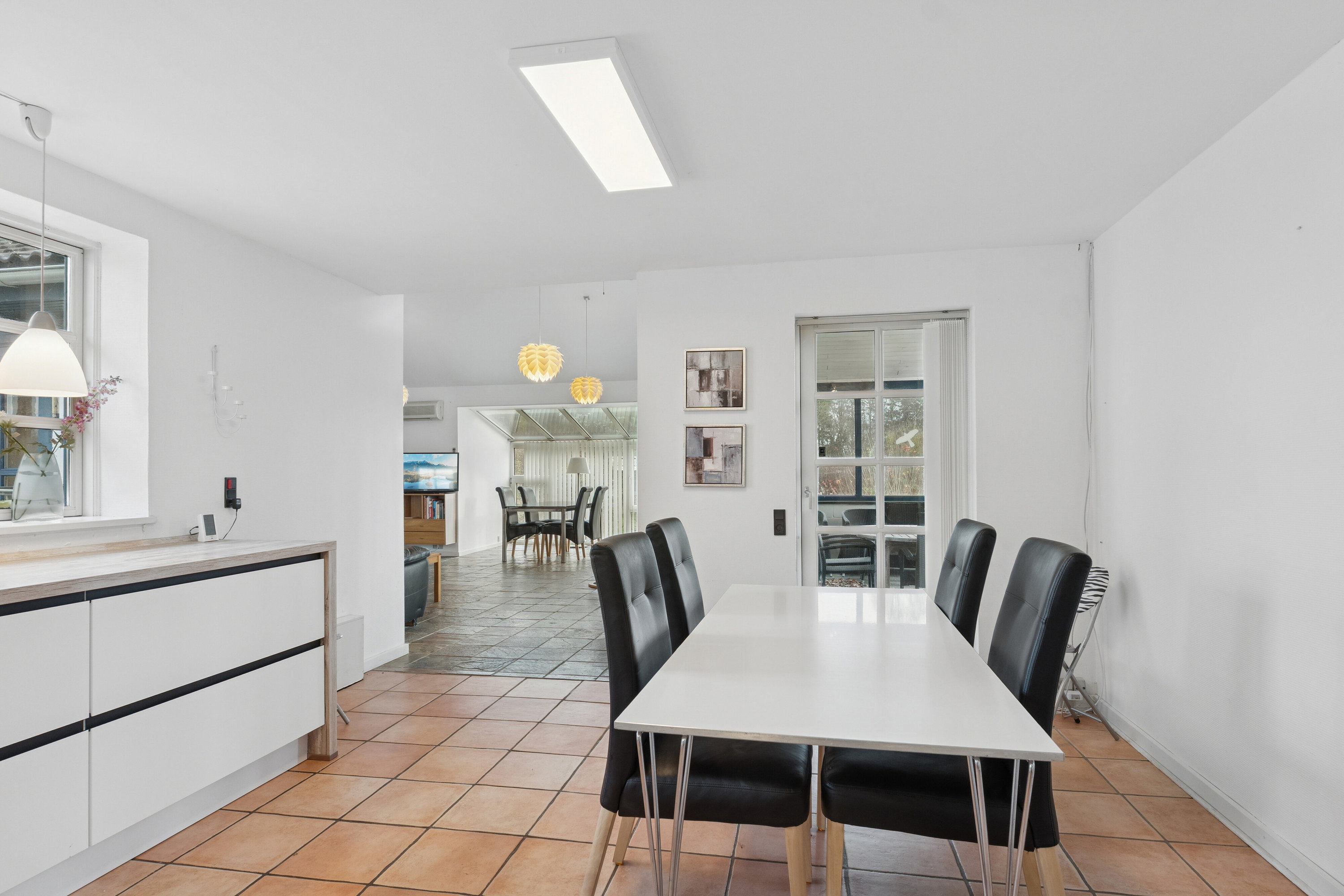 Fremhævet spisestue billede i fuldskærmstilstand. Billede af Melonvej 3, 4760 Vordingborg