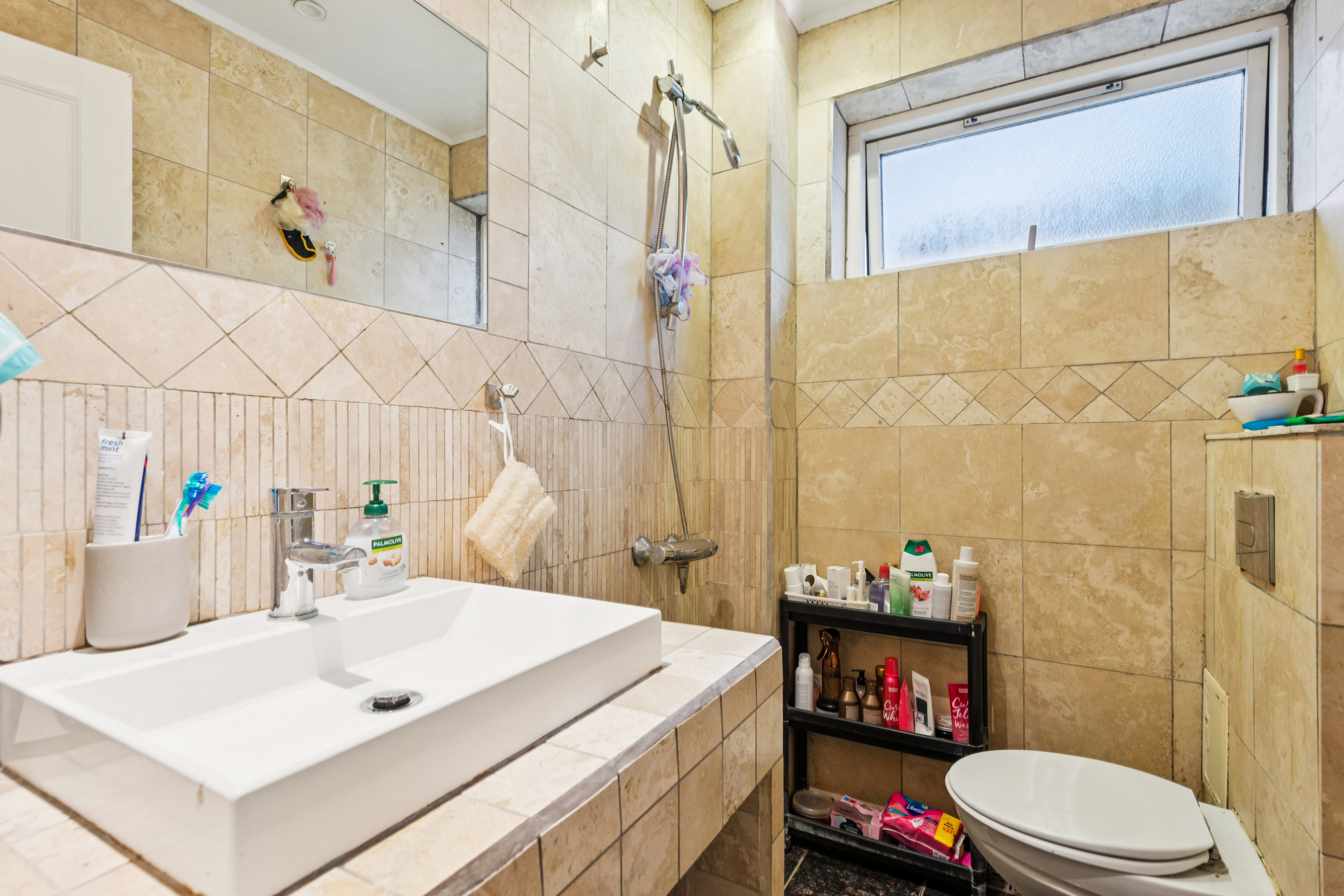 Fremhævet badeværelse billede i fuldskærmstilstand. Billede af Islevhusvej 68, 1., 2700 Brønshøj