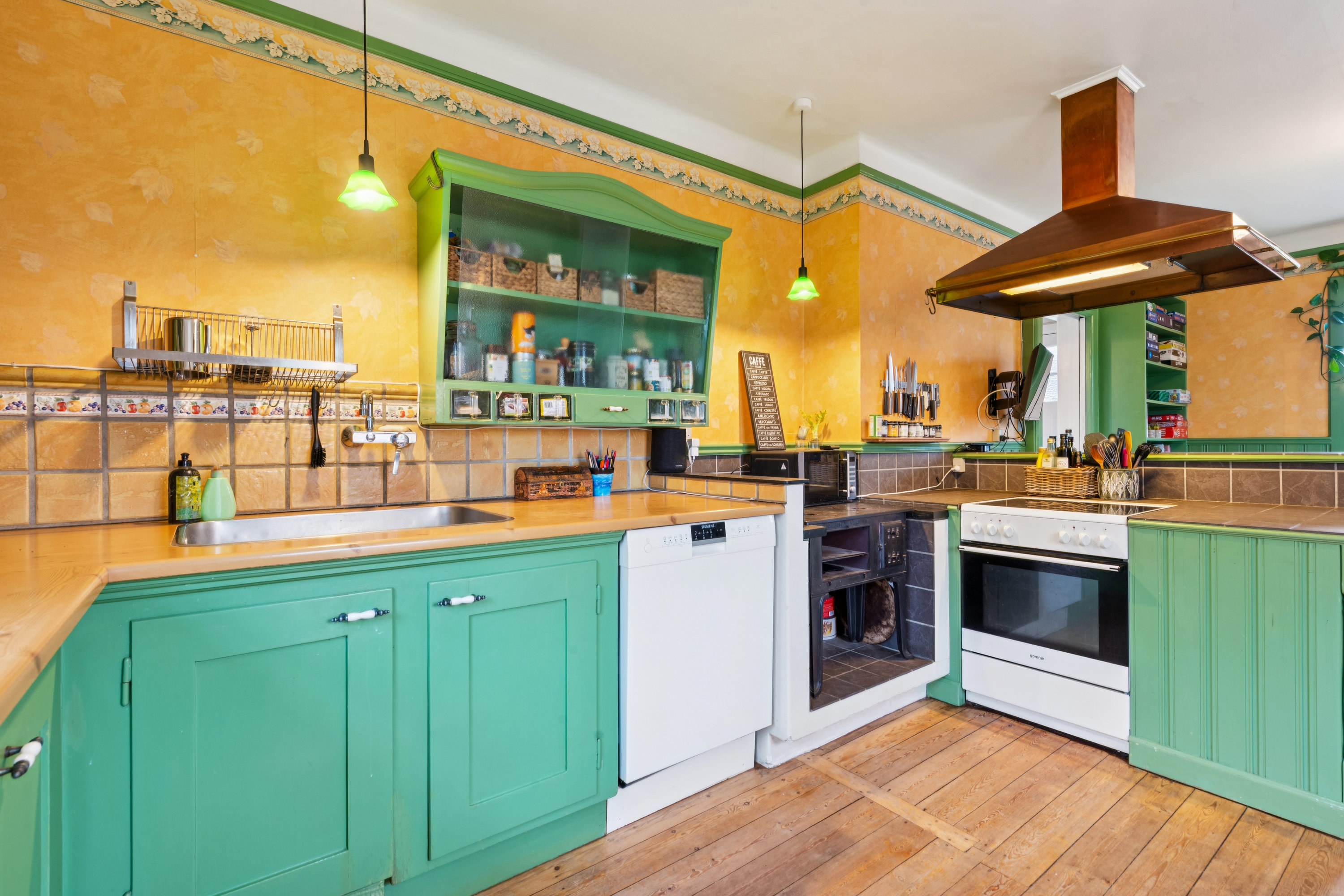 Fremhævet køkken billede i fuldskærmstilstand. Billede af Tersløsevej 38, 2700 Brønshøj