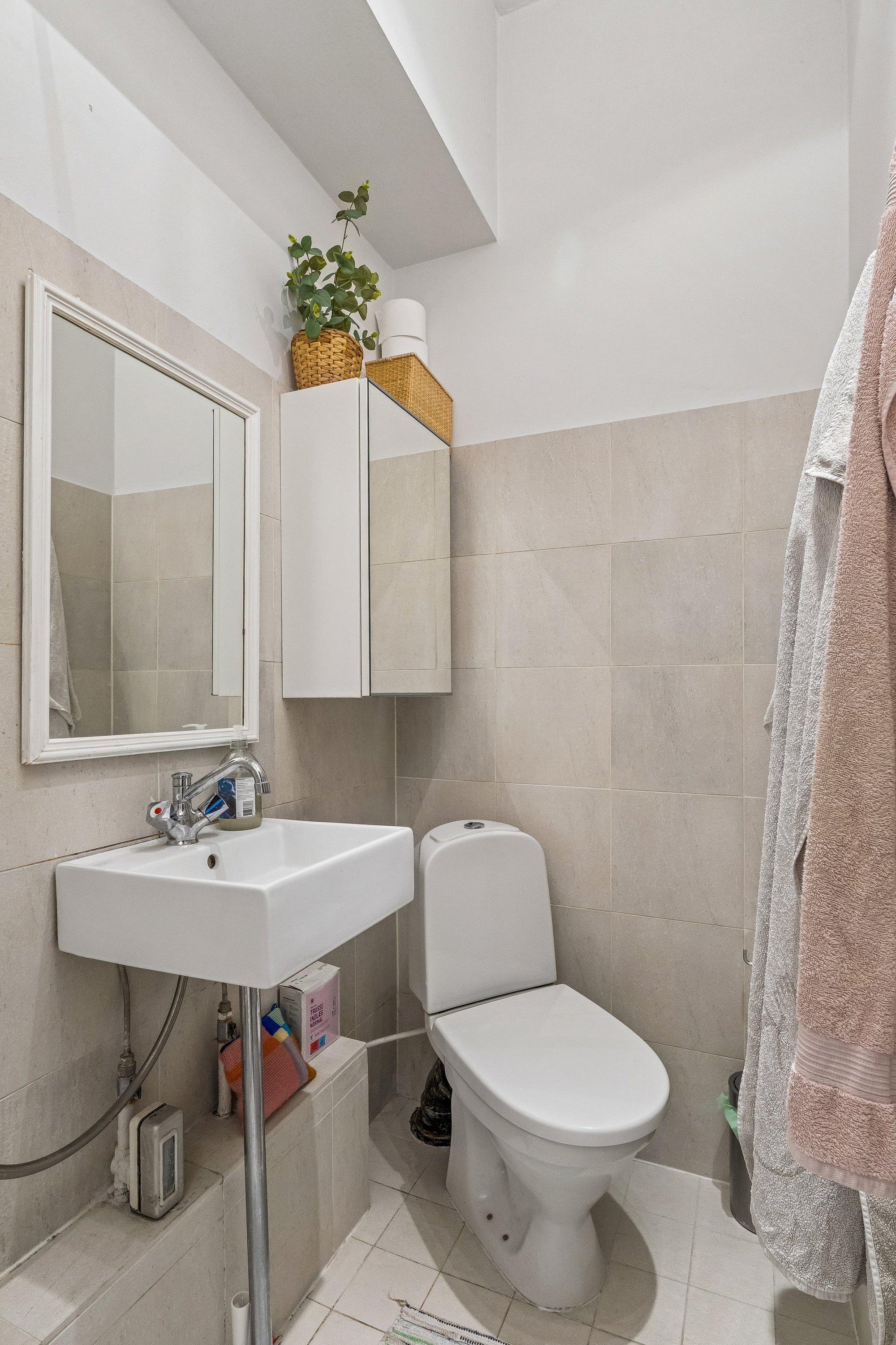 Fremhævet badeværelse billede i fuldskærmstilstand. Billede af Silkeborggade 43, 1. th., 2100 København Ø