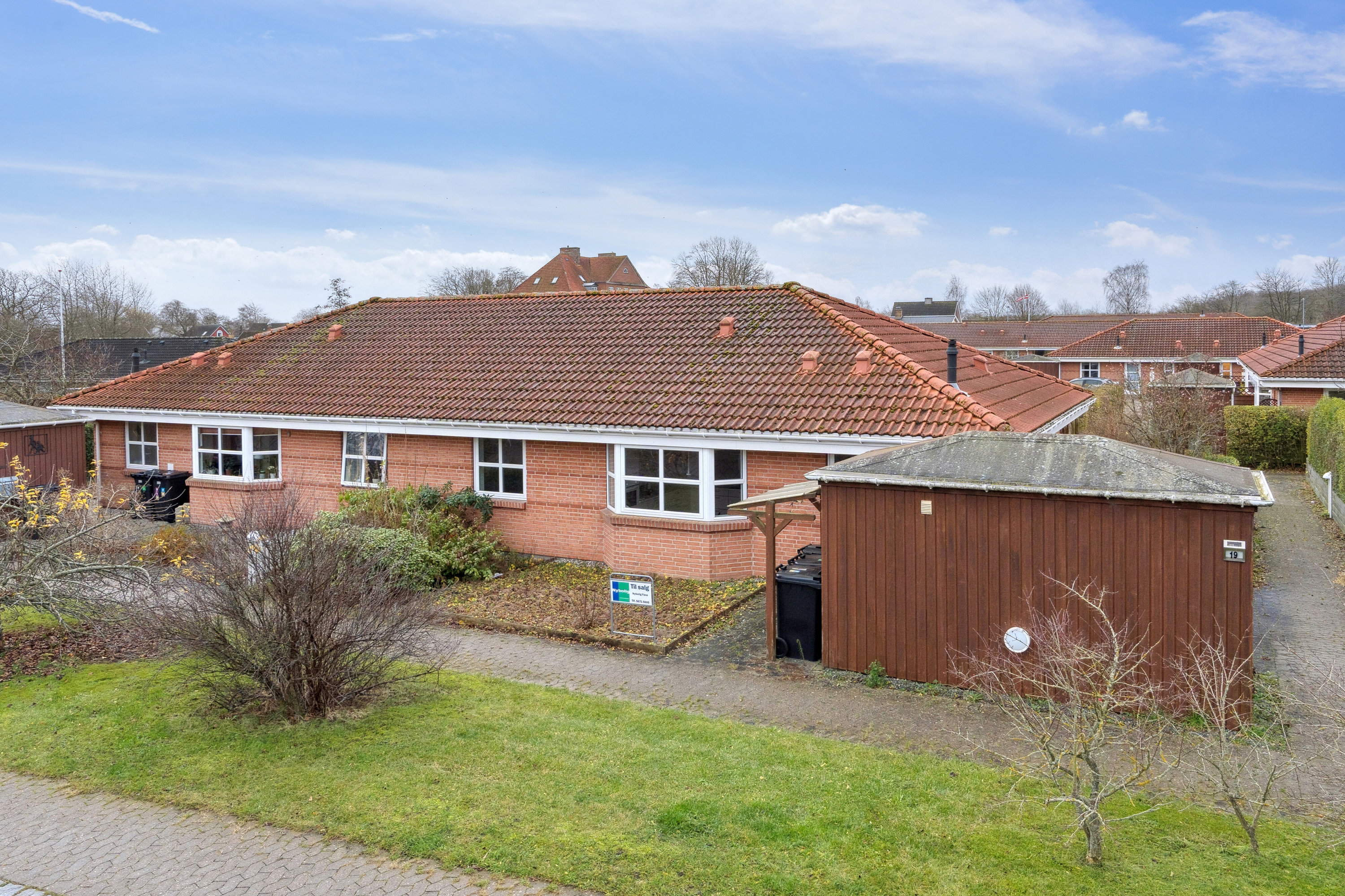 Fremhævet set fra vejen billede i fuldskærmstilstand. Billede af Rosengården 19, 4653 Karise