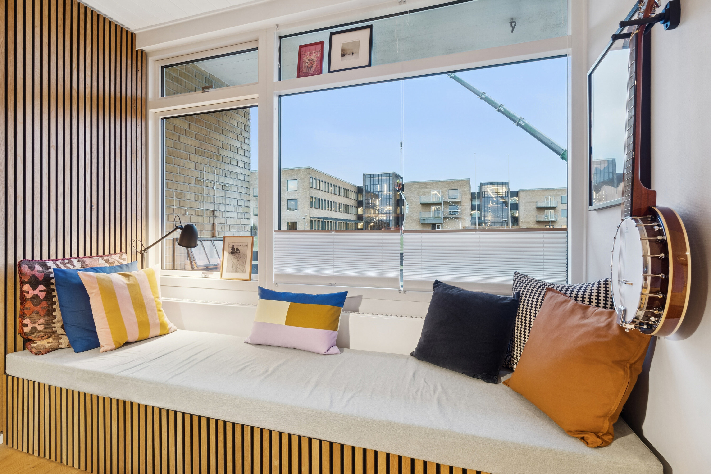 Fremhævet stue billede i fuldskærmstilstand. Billede af Kongsgårdsvej 20, st.. 4., 8260 Viby J