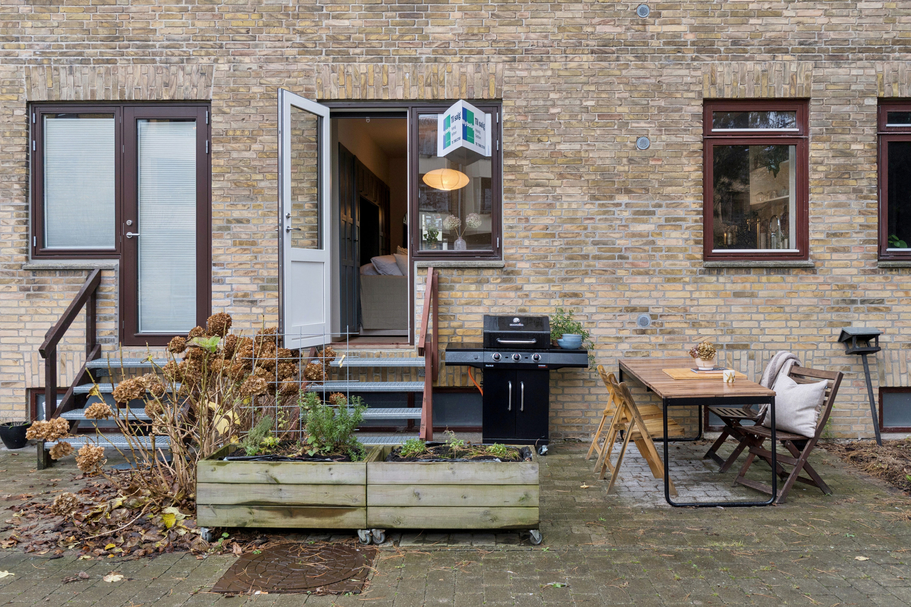 Fremhævet udendørs billede i fuldskærmstilstand. Billede af Händelsvej 10, st.. th., 2450 København SV