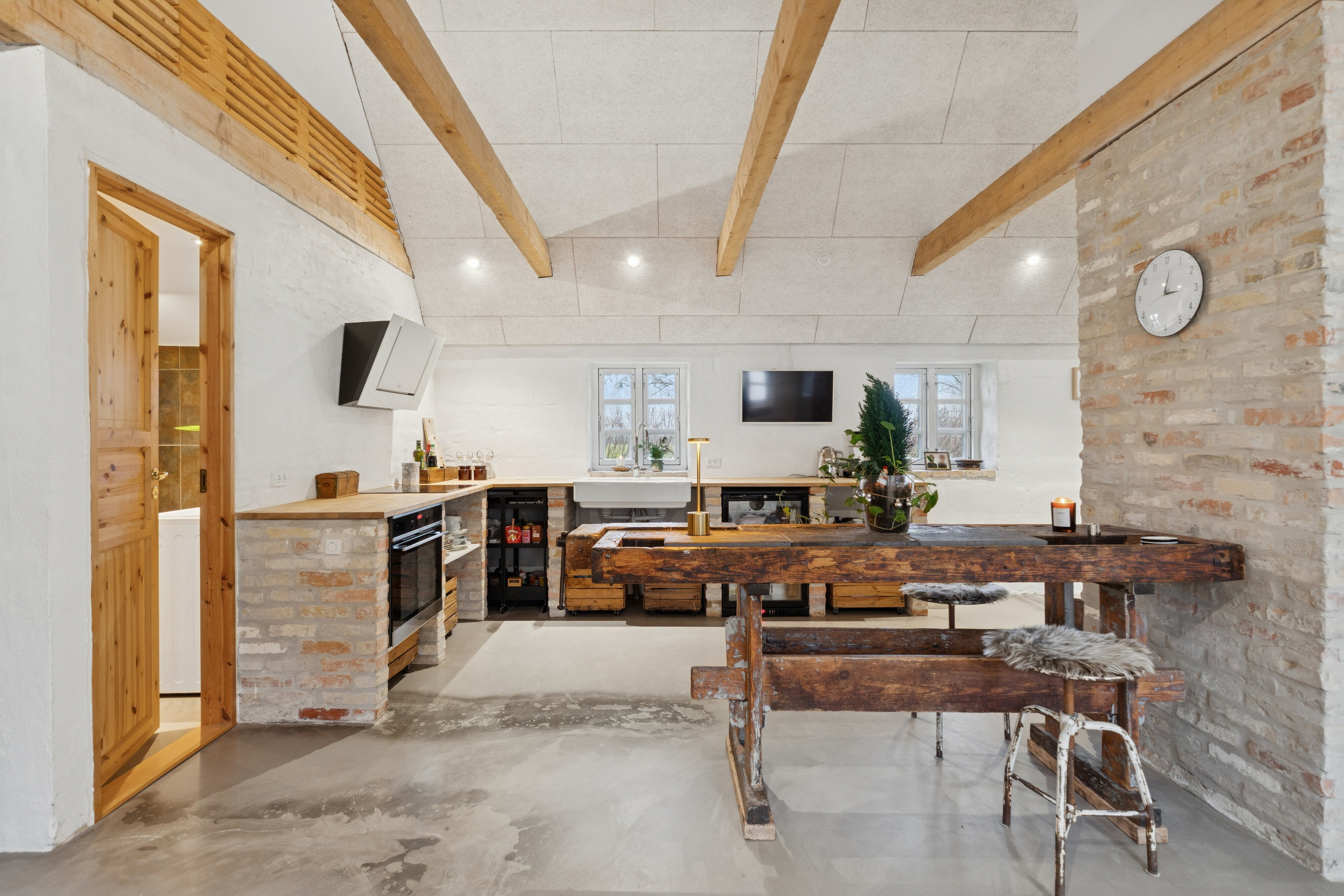 Fremhævet køkken billede i fuldskærmstilstand. Billede af Labirksgyden 75, Birkum, 5220 Odense SØ