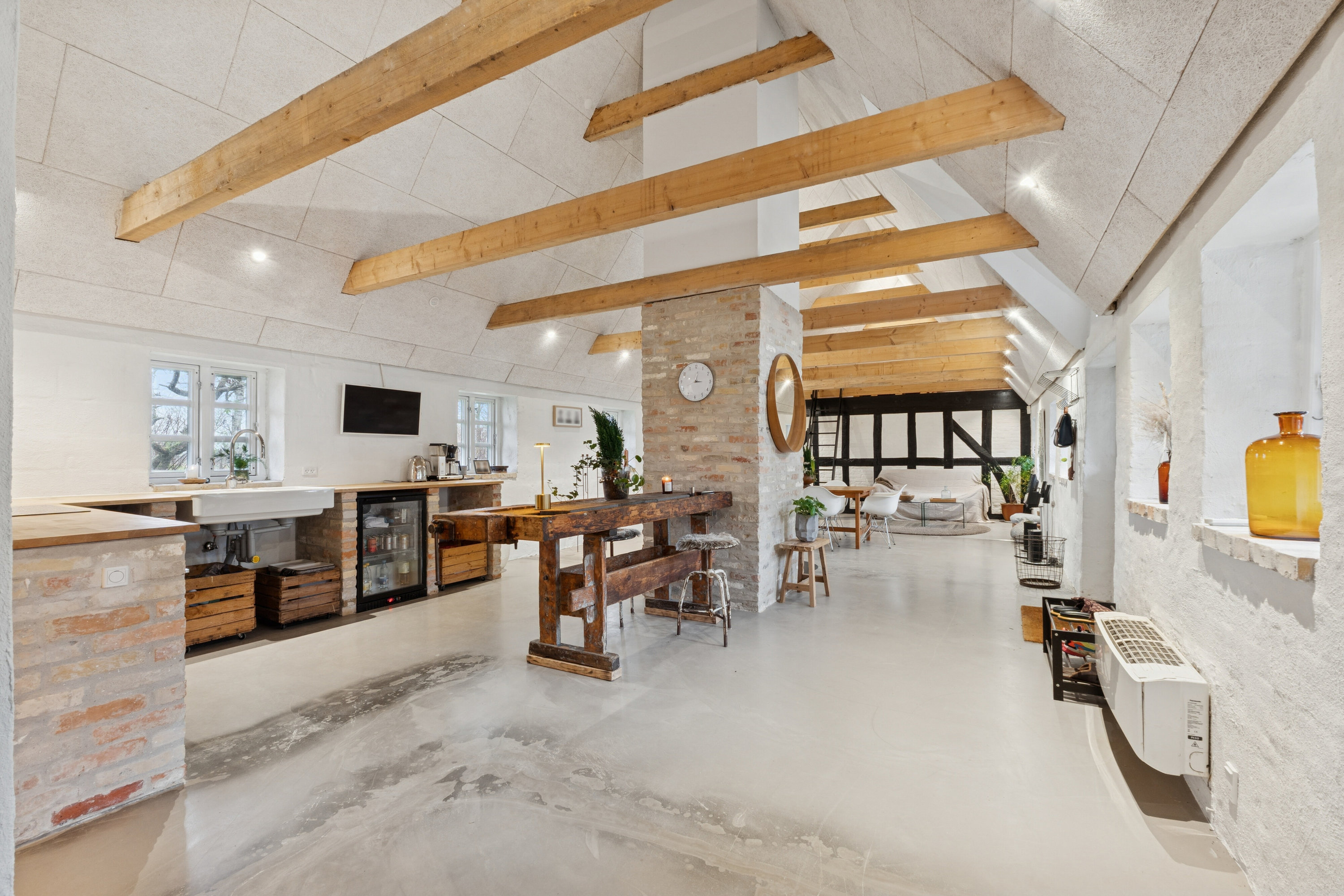 Fremhævet køkken billede i fuldskærmstilstand. Billede af Labirksgyden 75, Birkum, 5220 Odense SØ