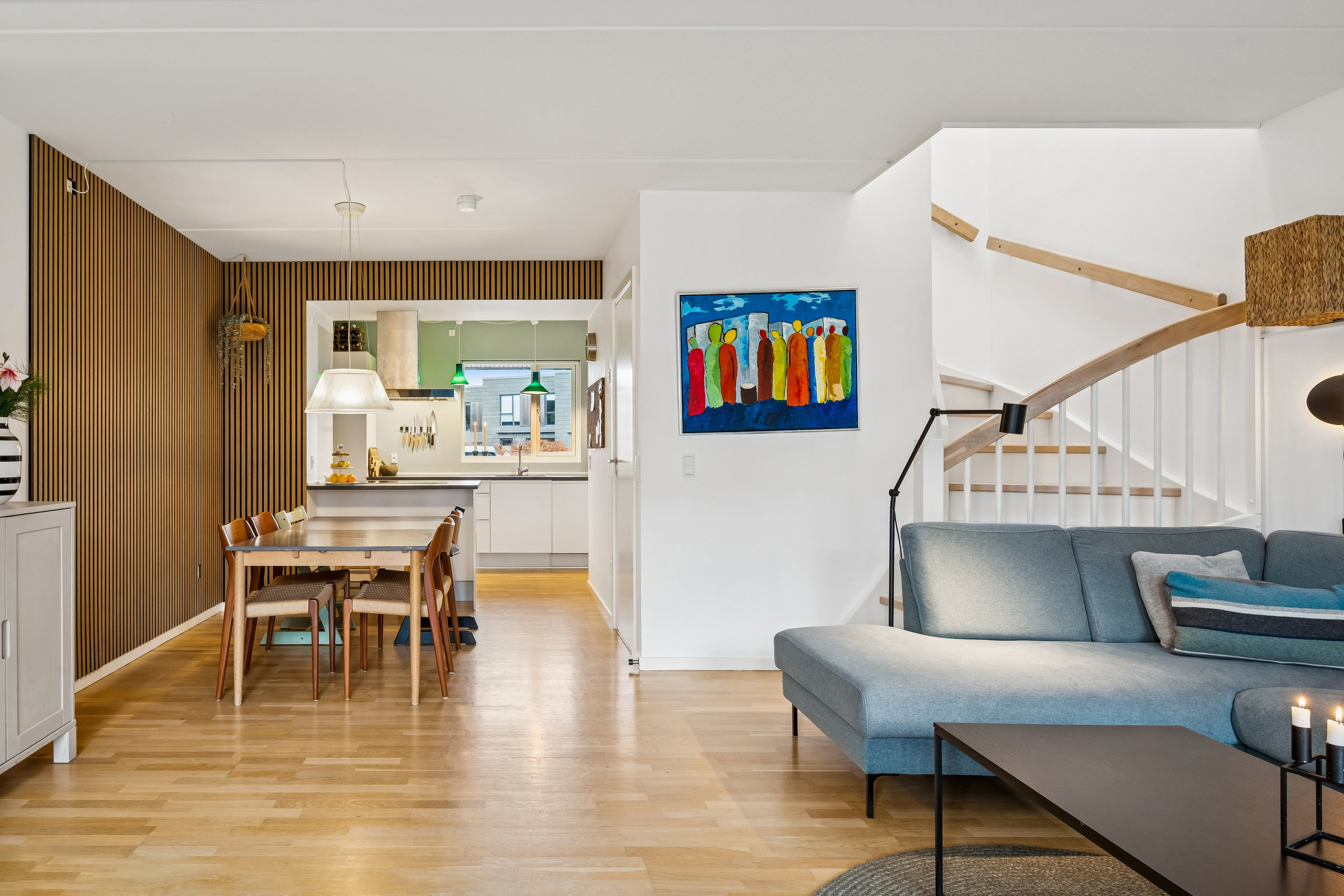 Fremhævet stue billede i fuldskærmstilstand. Billede af Egå Engvej 88, 8250 Egå