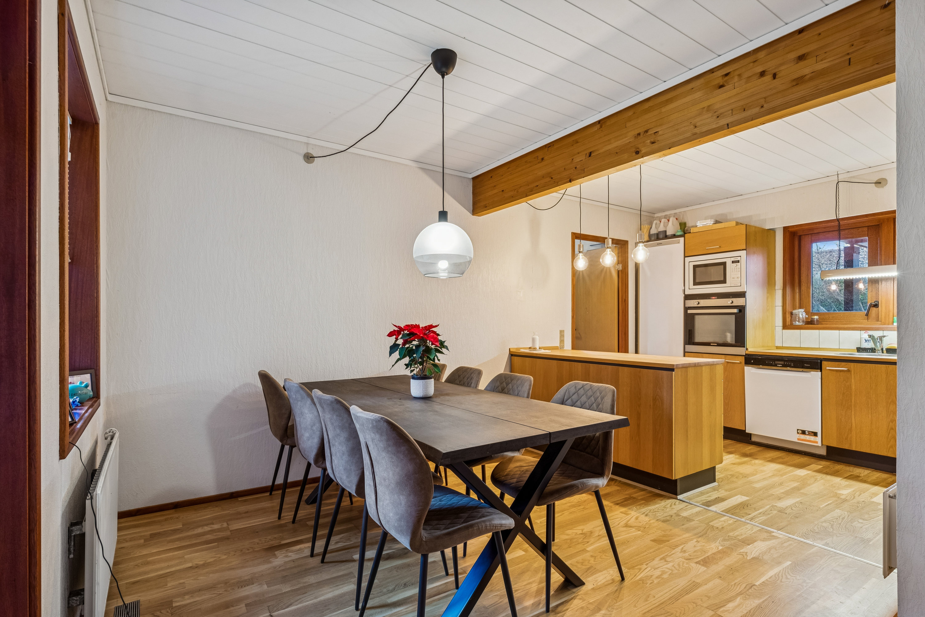 Fremhævet stue billede i fuldskærmstilstand. Billede af Akacievej 26, Fløng, 2640 Hedehusene