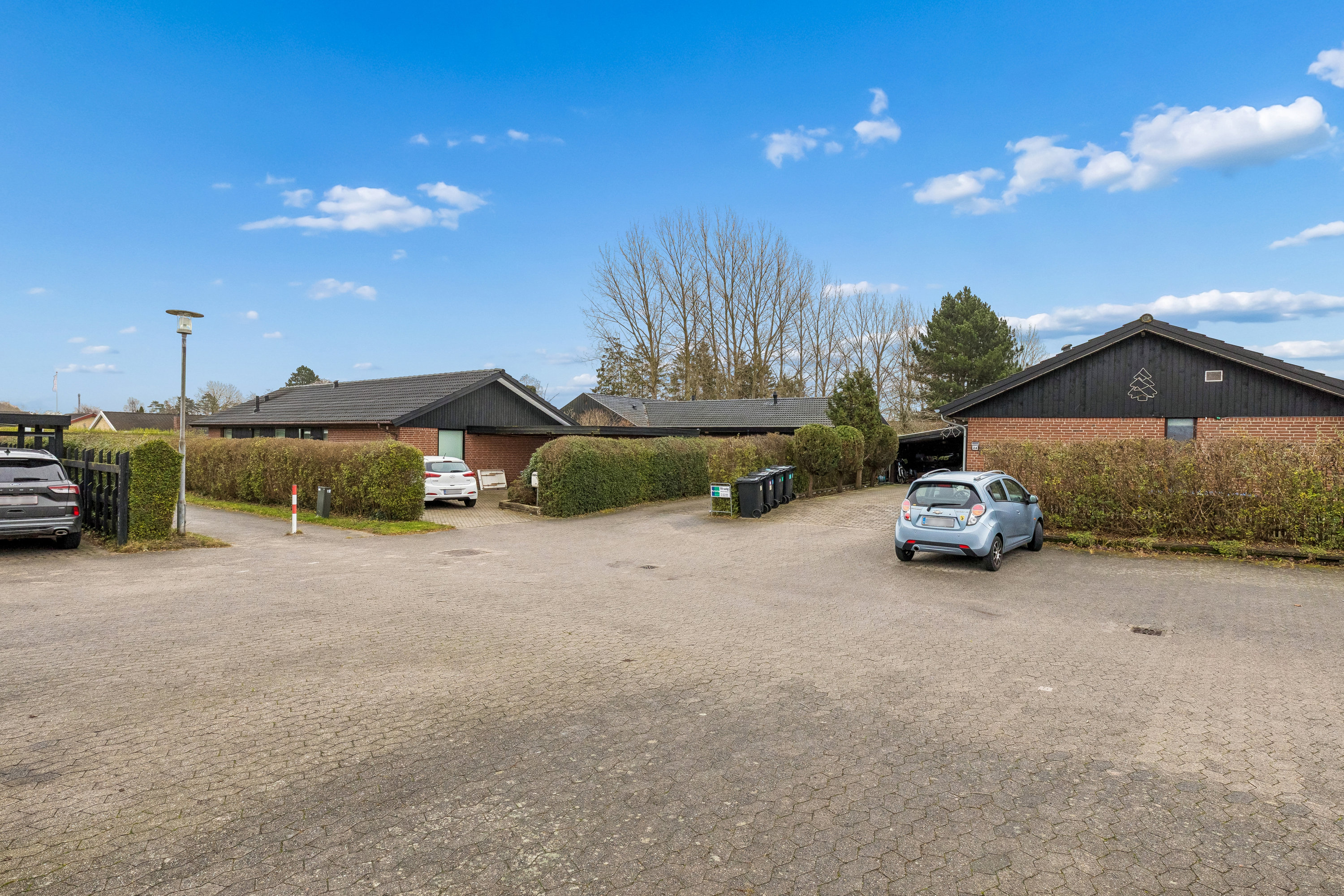 Fremhævet andet billede i fuldskærmstilstand. Billede af Akacievej 26, Fløng, 2640 Hedehusene