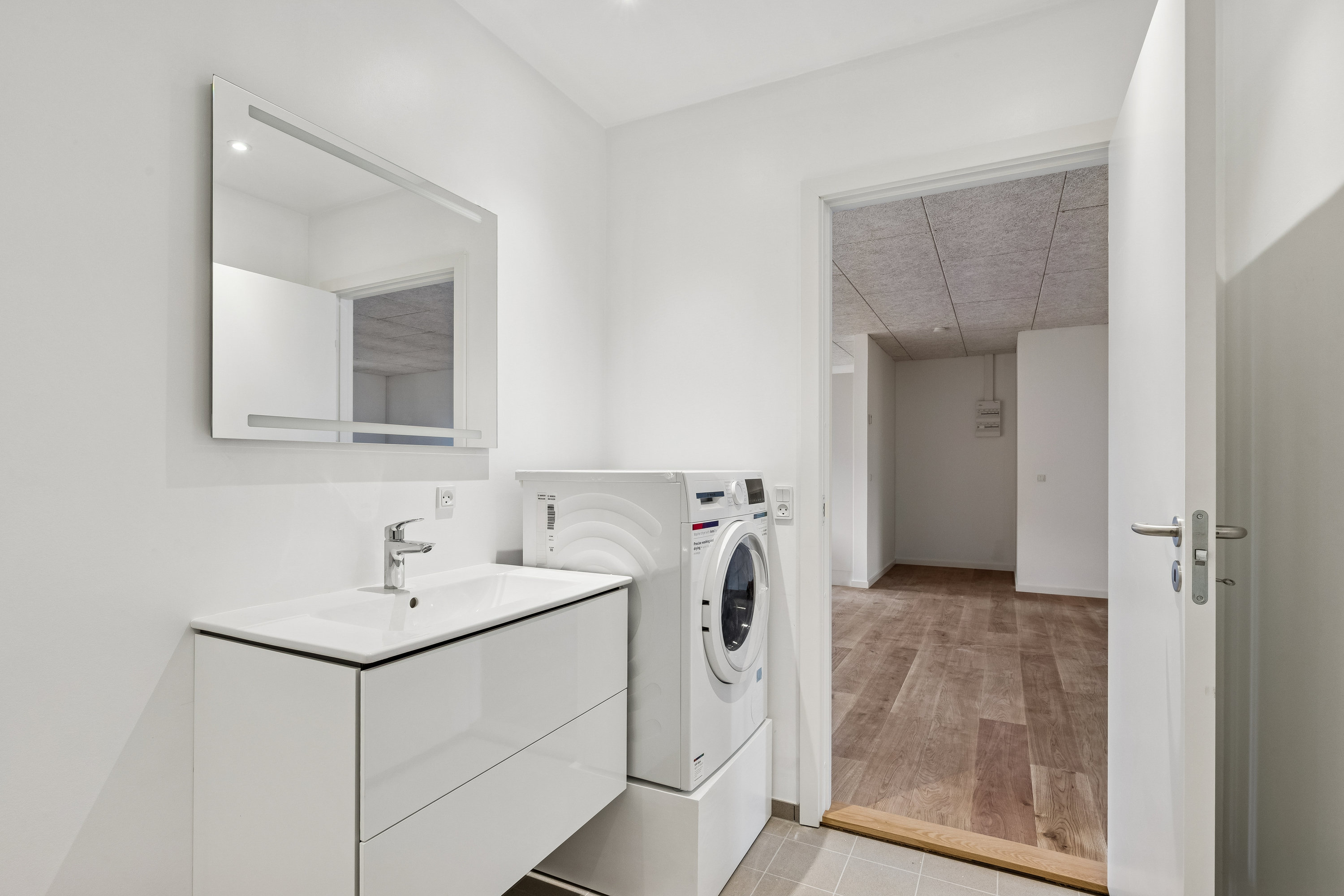 Fremhævet badeværelse billede i fuldskærmstilstand. Billede af Gasværksvej 1A, st.. tv.., 2630 Taastrup