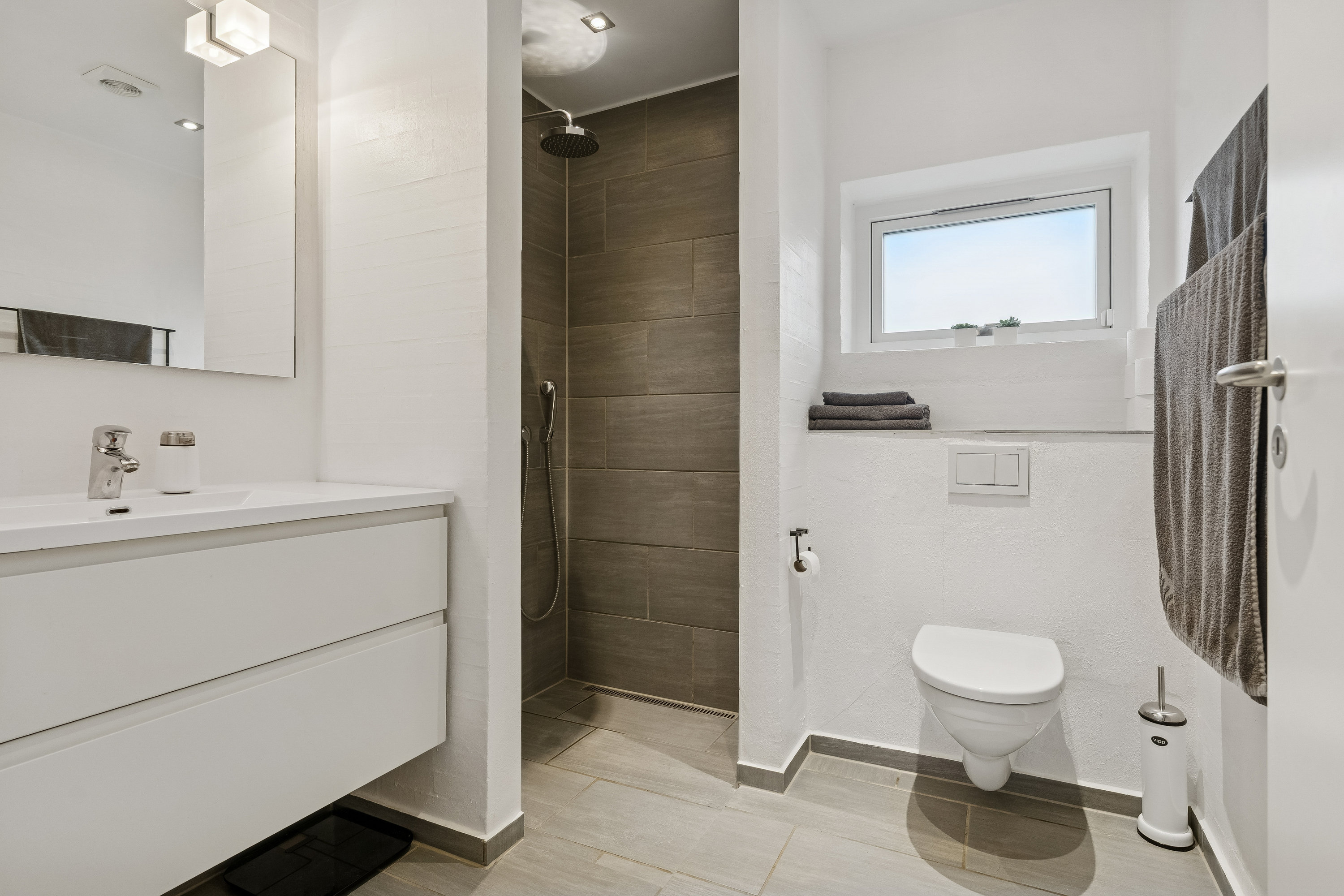 Fremhævet badeværelse billede i fuldskærmstilstand. Billede af Kong Sigfreds Vej 22, 8920 Randers NV