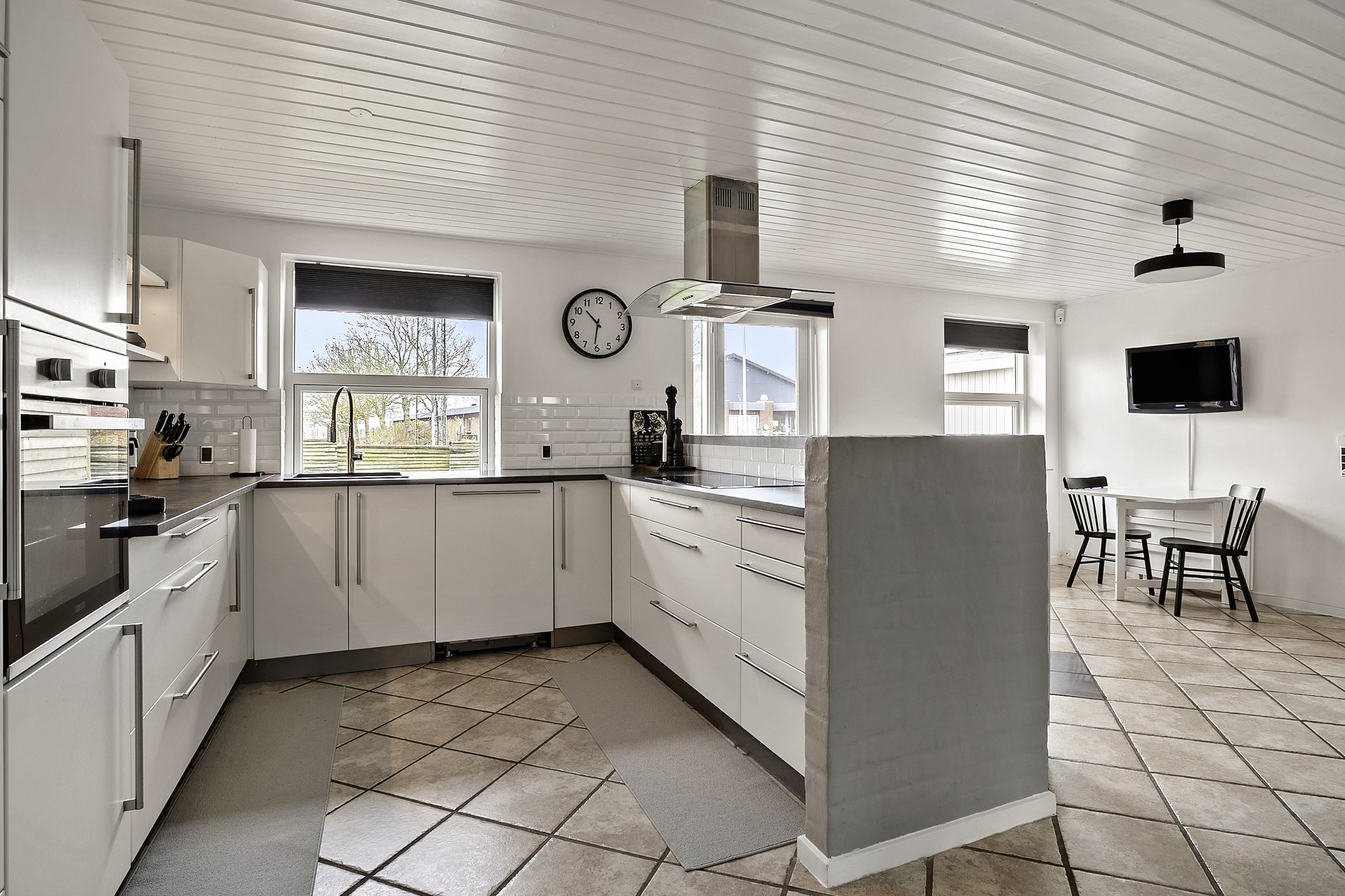 Miniaturebillede 1: køkken/alrum. Billede af Rosenvej 2, 4241 Vemmelev