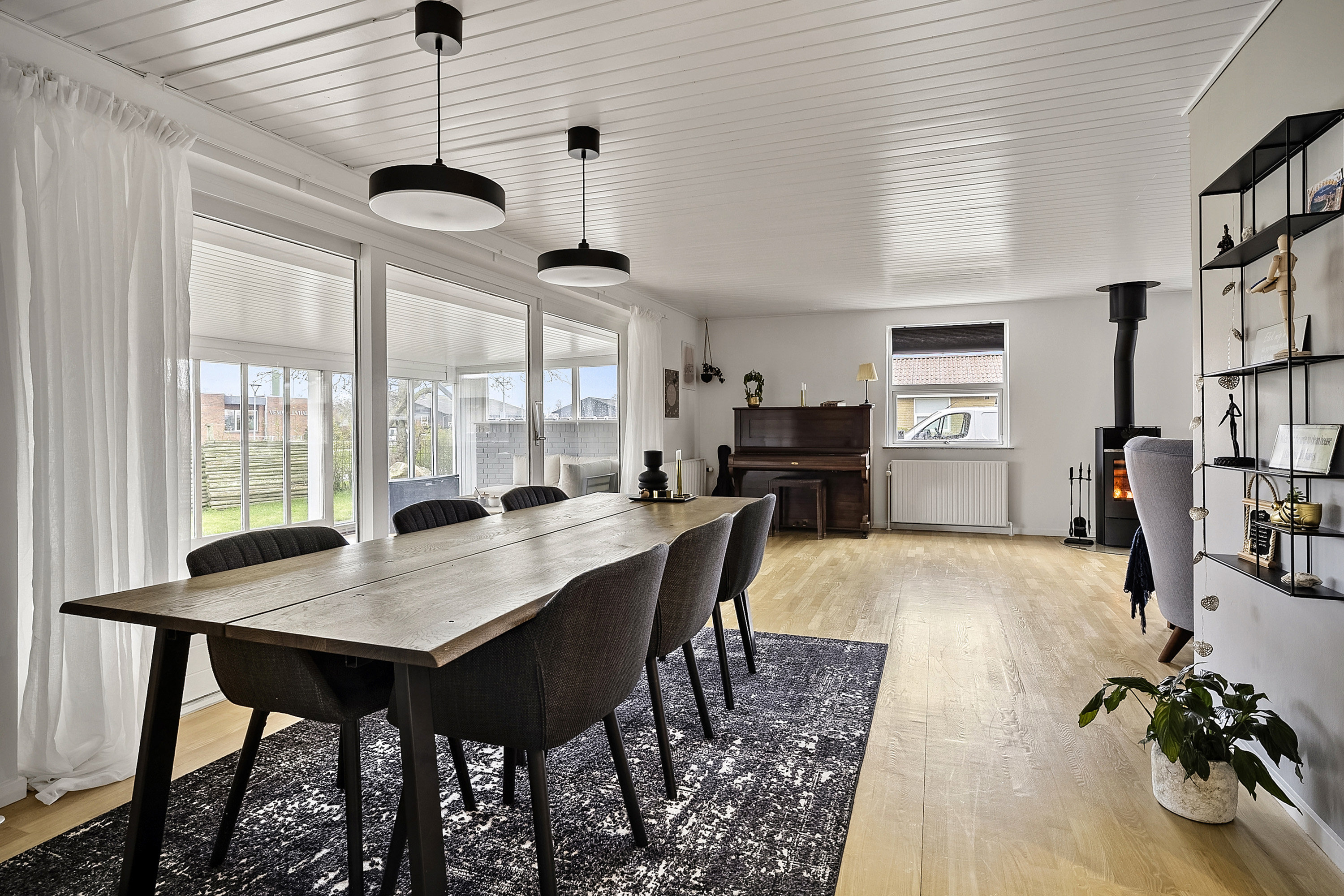 Fremhævet stue billede i fuldskærmstilstand. Billede af Rosenvej 2, 4241 Vemmelev