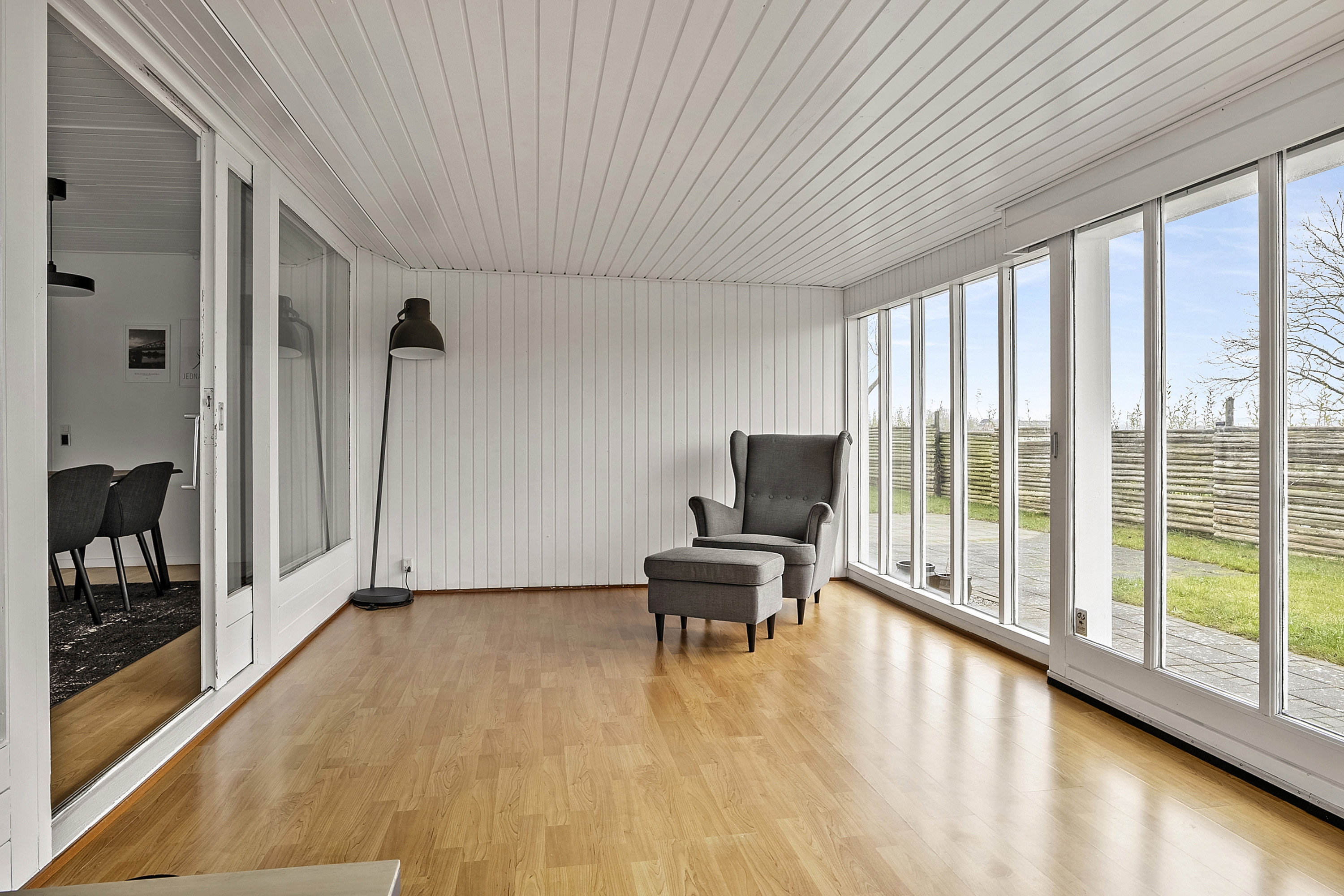 Fremhævet udestue billede i fuldskærmstilstand. Billede af Rosenvej 2, 4241 Vemmelev