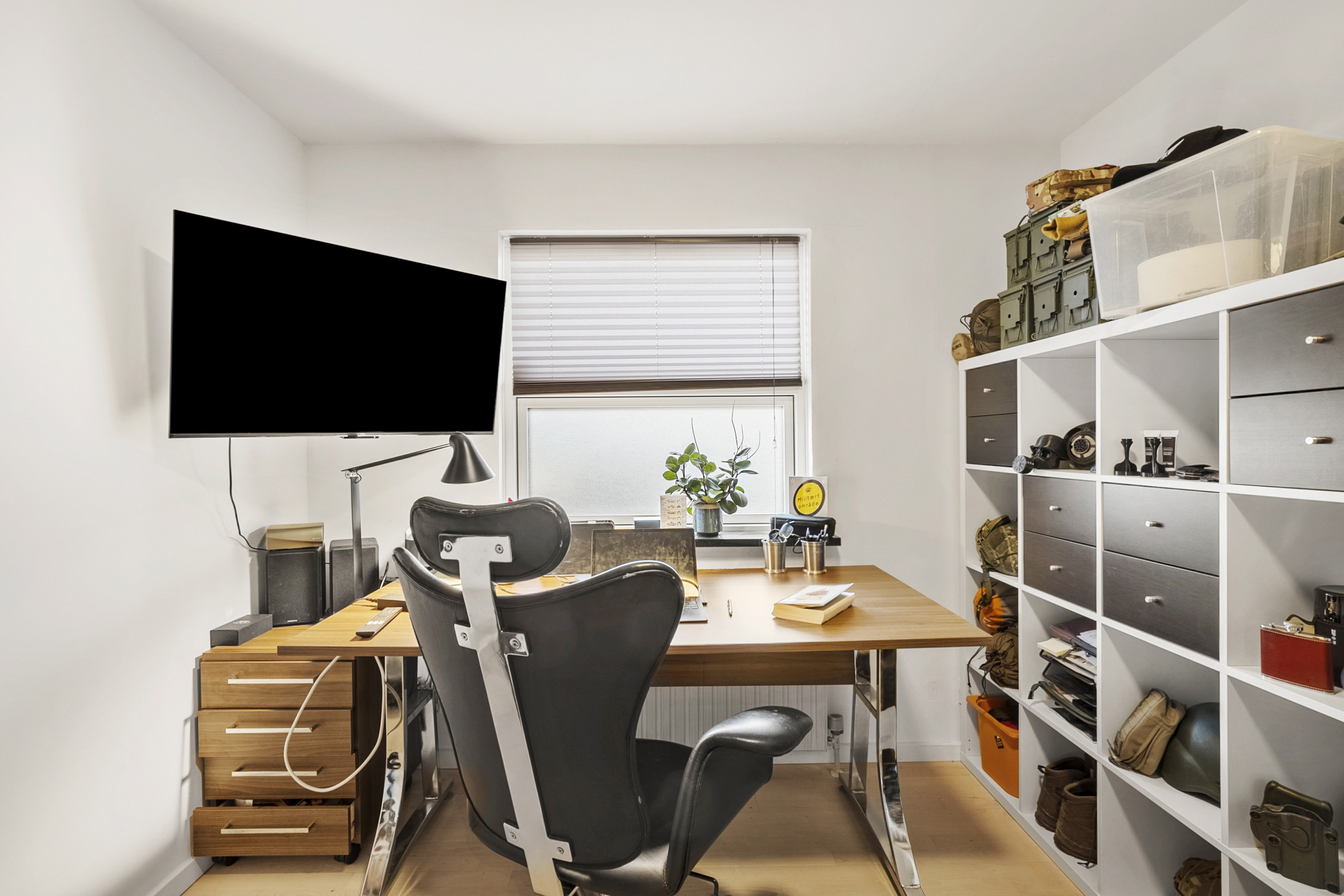 Fremhævet kontor billede i fuldskærmstilstand. Billede af Lyngmosevænget 10, 5000 Odense C