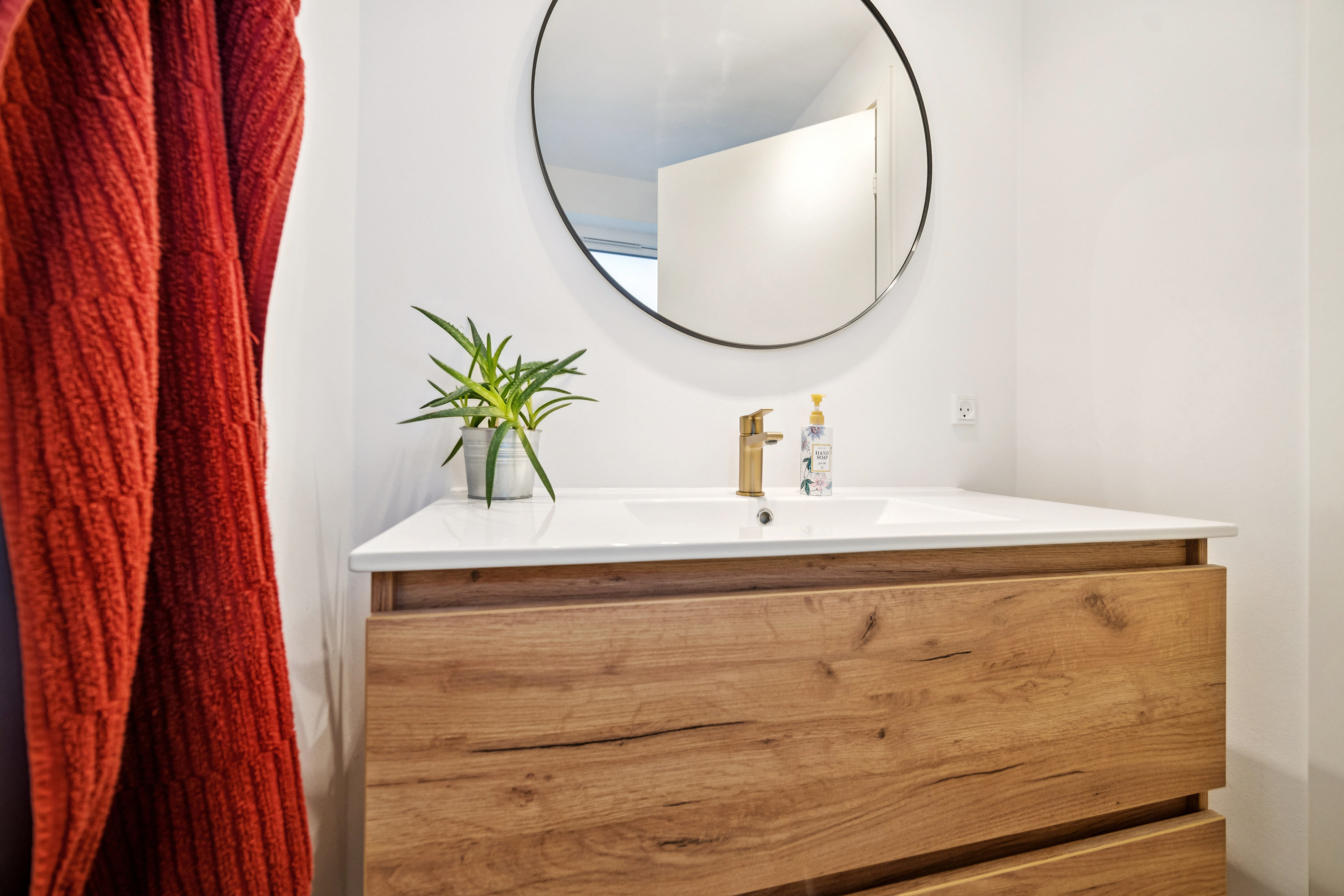 Fremhævet badeværelse billede i fuldskærmstilstand. Billede af Parallelvej 6, Gudumholm, 9280 Storvorde