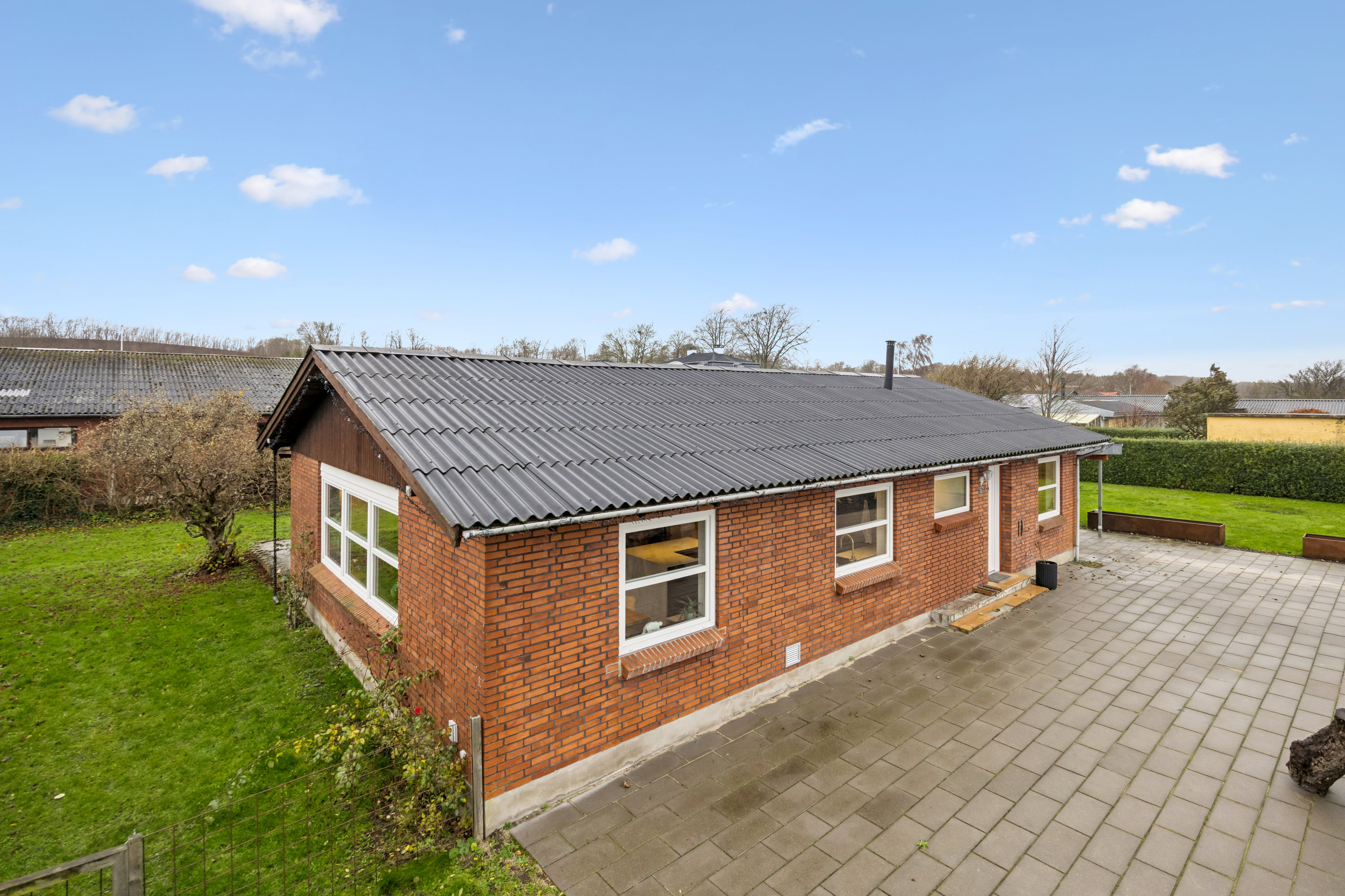 Fremhævet andet billede i fuldskærmstilstand. Billede af Parallelvej 6, Gudumholm, 9280 Storvorde