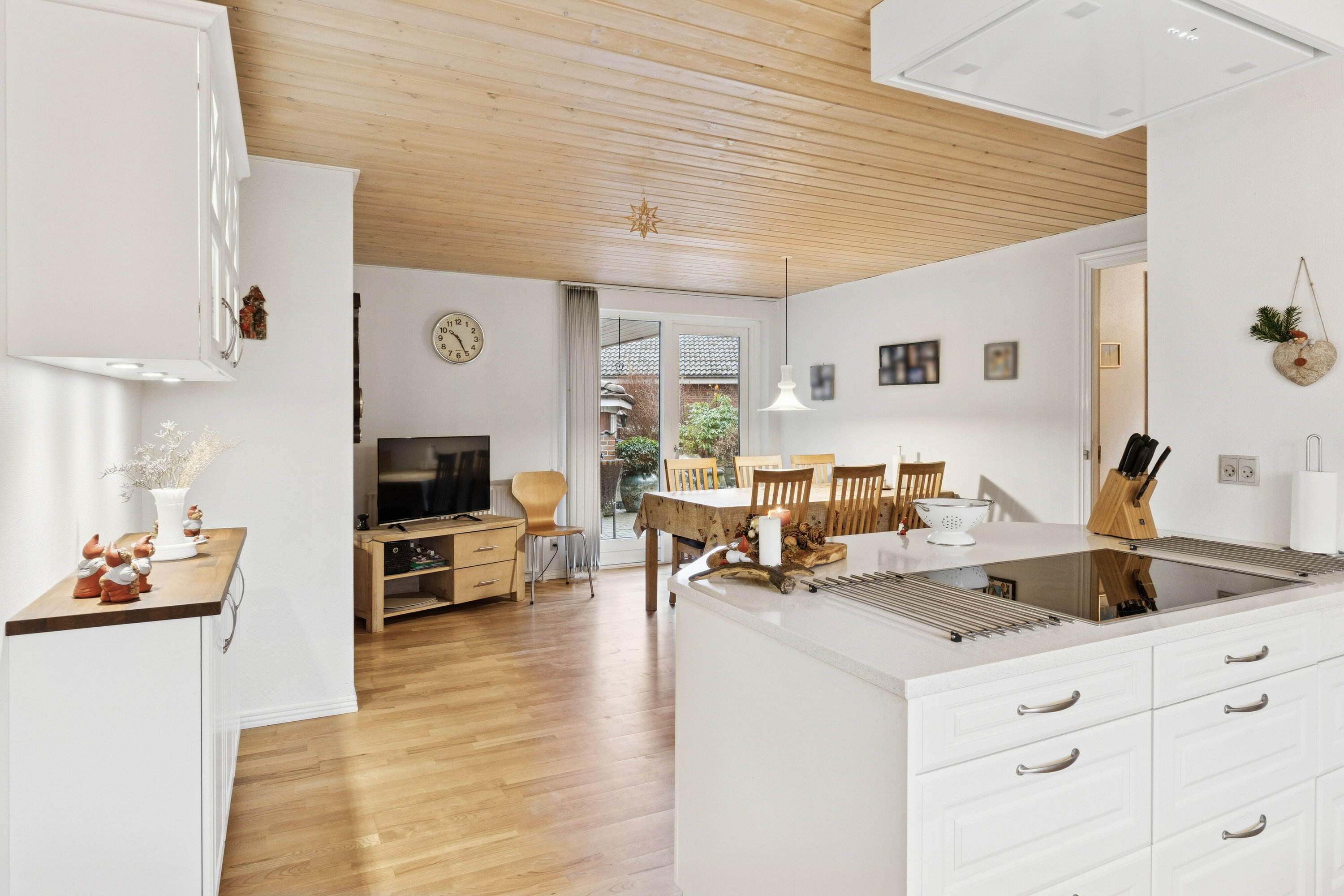 Fremhævet køkken billede i fuldskærmstilstand. Billede af Ulstedboparken 46, 9870 Sindal