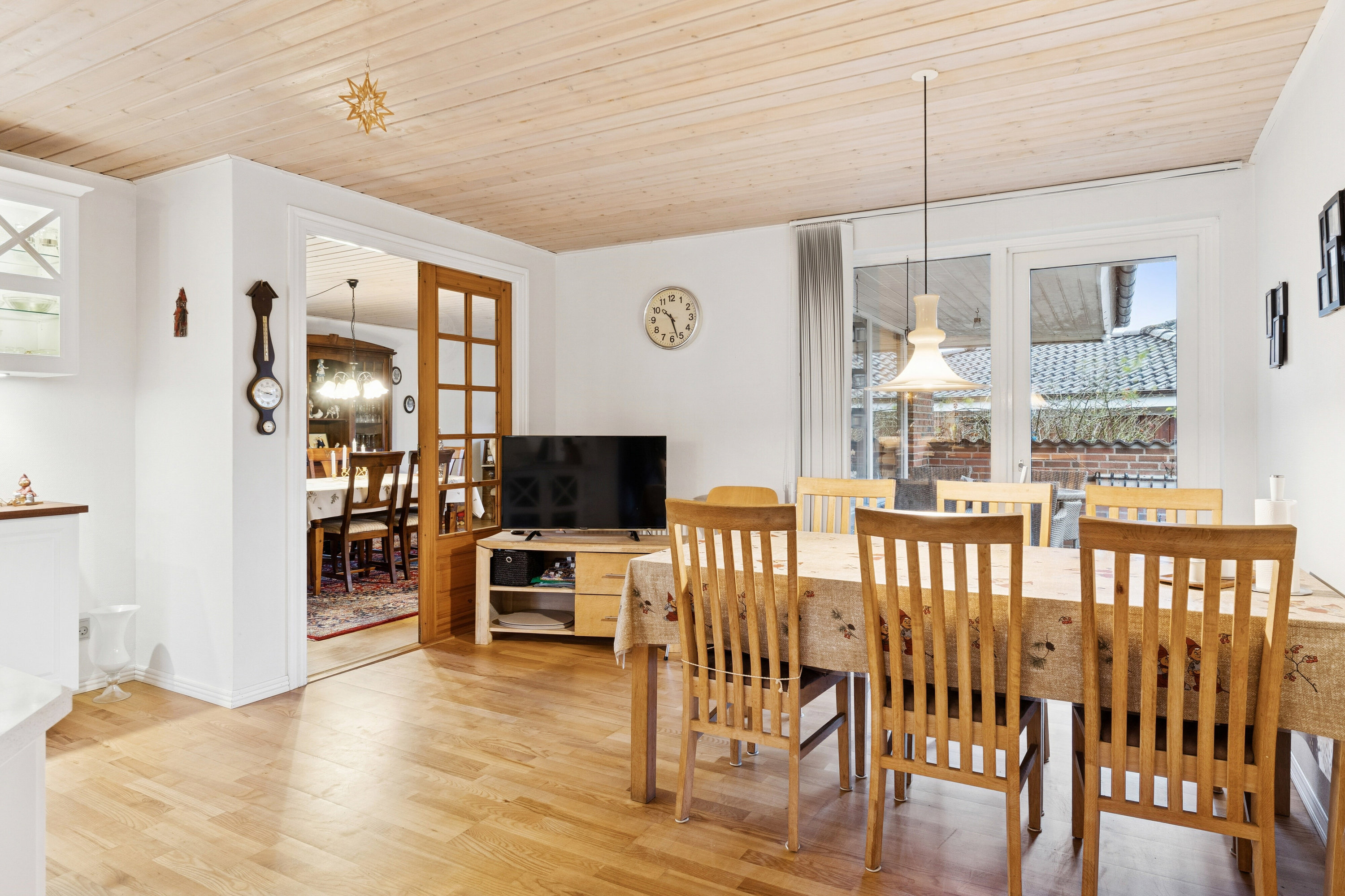 Fremhævet spisestue billede i fuldskærmstilstand. Billede af Ulstedboparken 46, 9870 Sindal