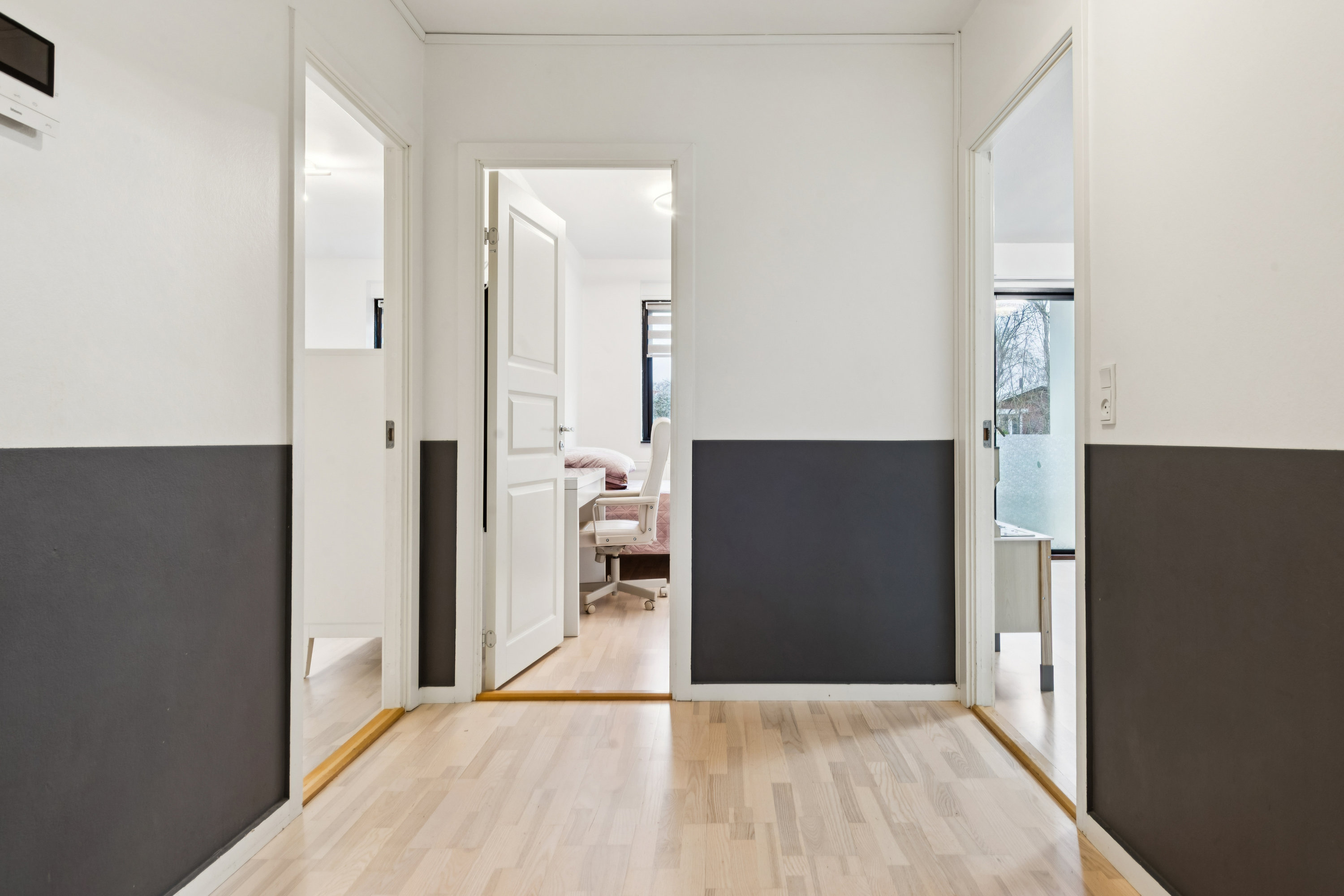 Fremhævet værelse billede i fuldskærmstilstand. Billede af Åfløjen 46, st.. th., 2700 Brønshøj