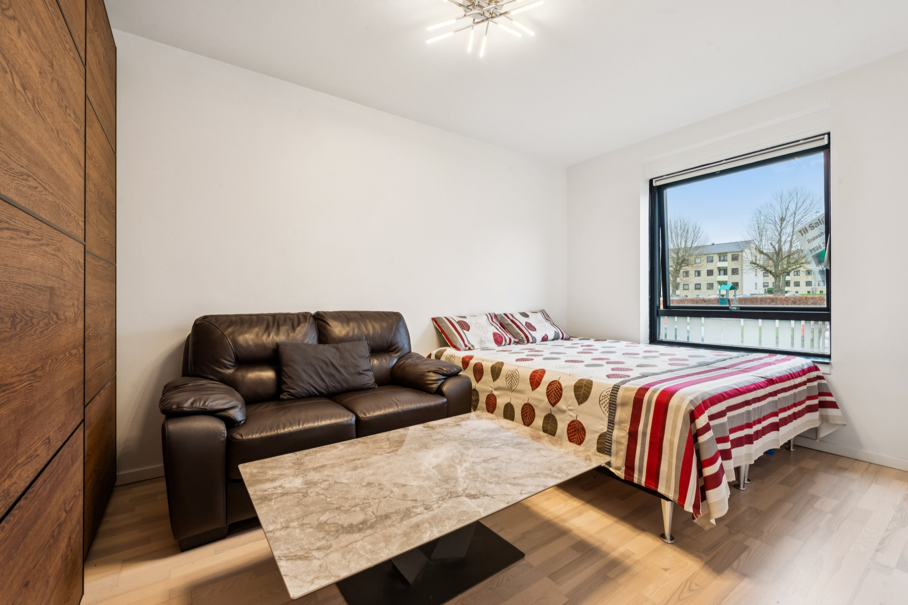 Fremhævet værelse billede i fuldskærmstilstand. Billede af Åfløjen 46, st.. th., 2700 Brønshøj