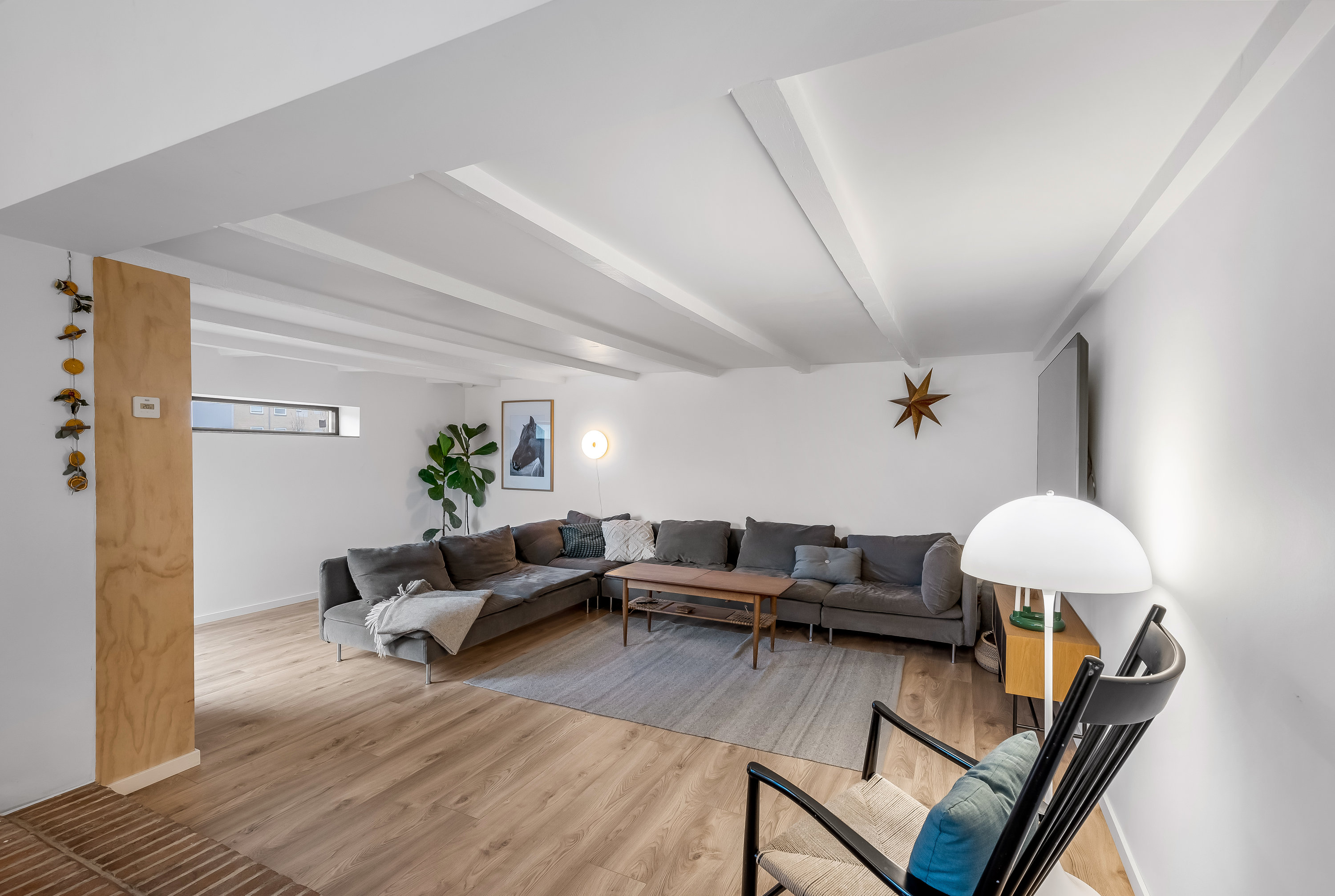 Fremhævet stue billede i fuldskærmstilstand. Billede af Nørremarksvej 19, 6270 Tønder