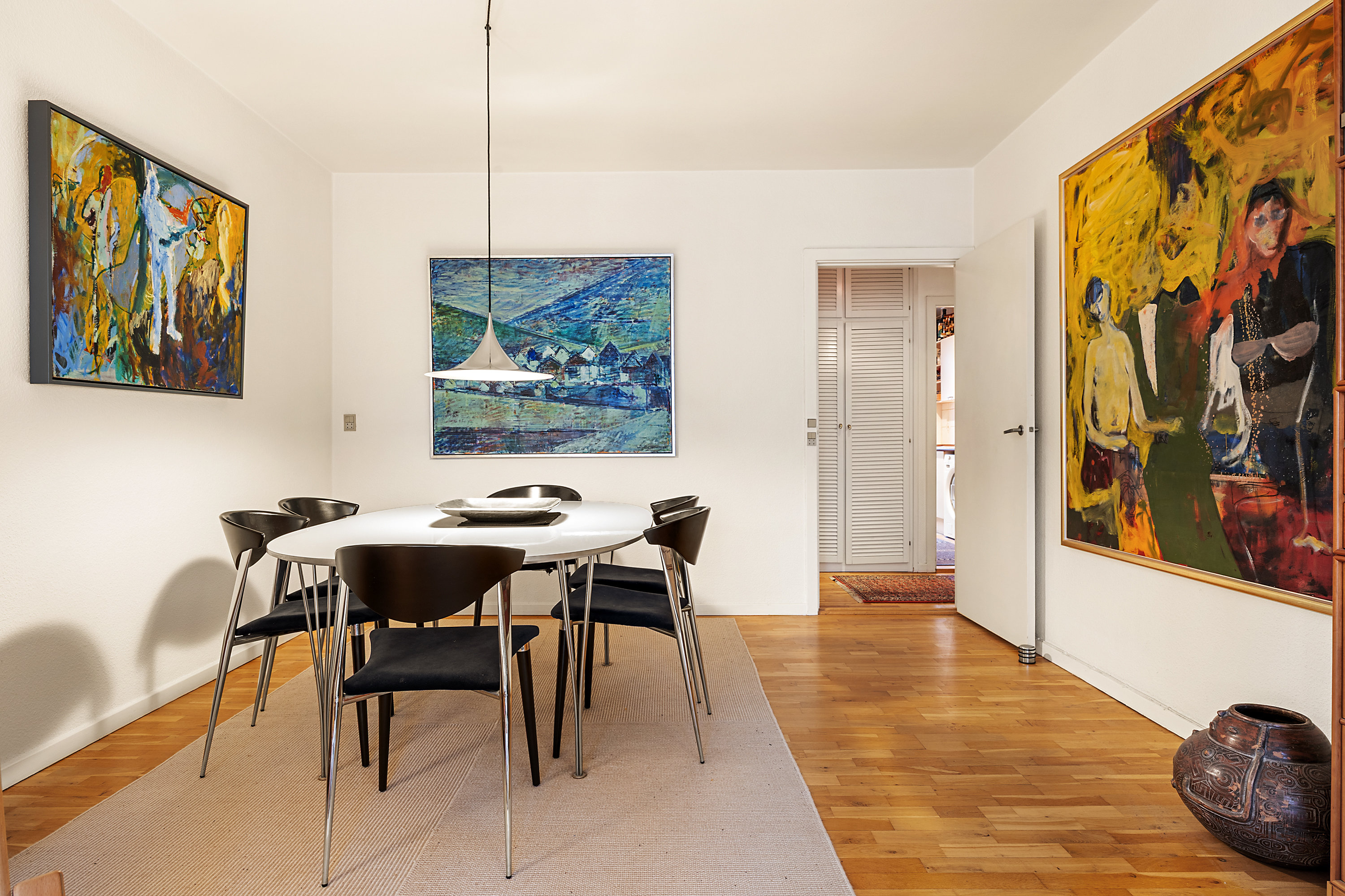 Fremhævet spisestue billede i fuldskærmstilstand. Billede af Adelgade 47, 2. th., 1304 København K