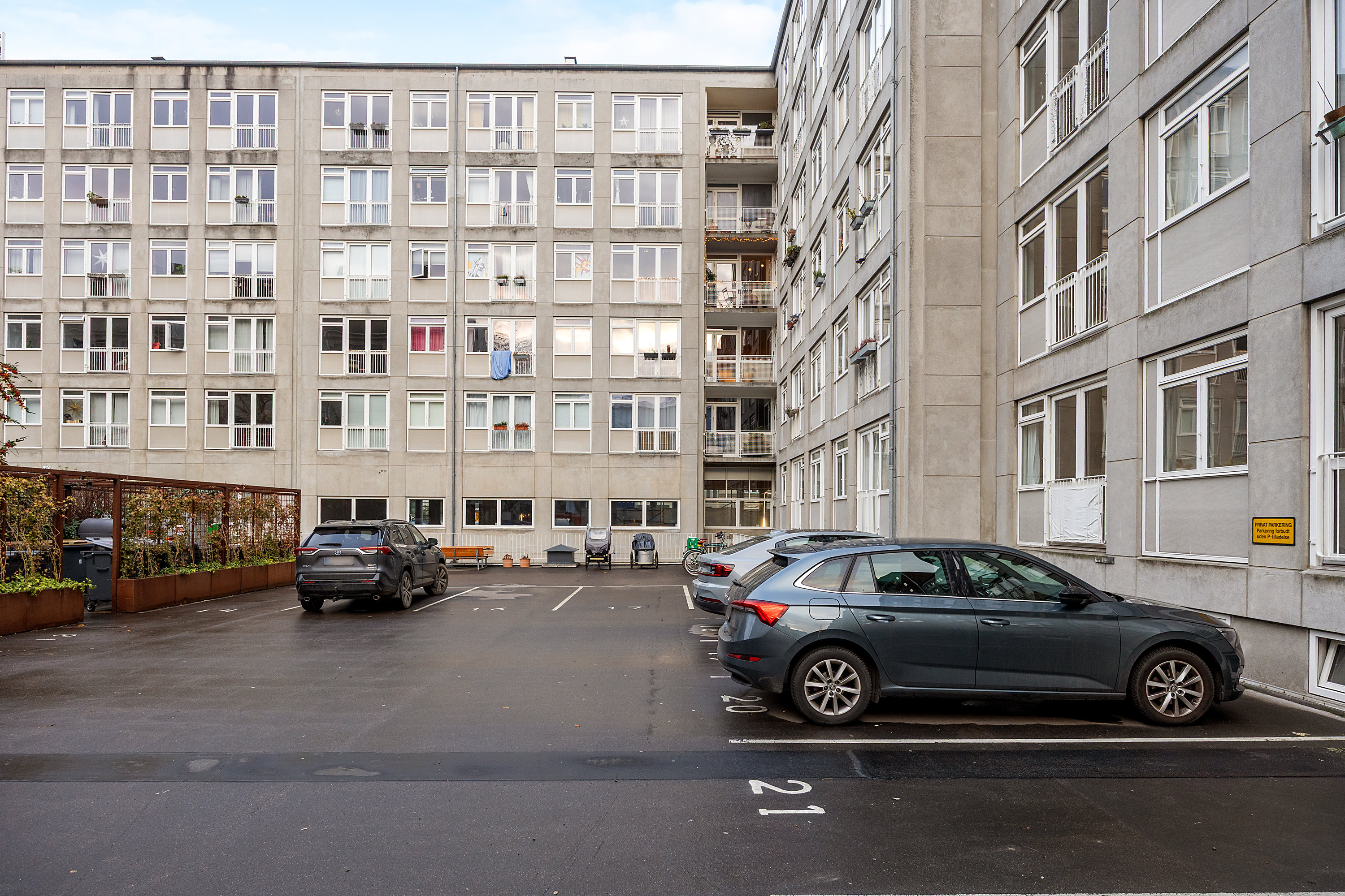 Fremhævet parkeringsareal billede i fuldskærmstilstand. Billede af Adelgade 47, 2. th., 1304 København K