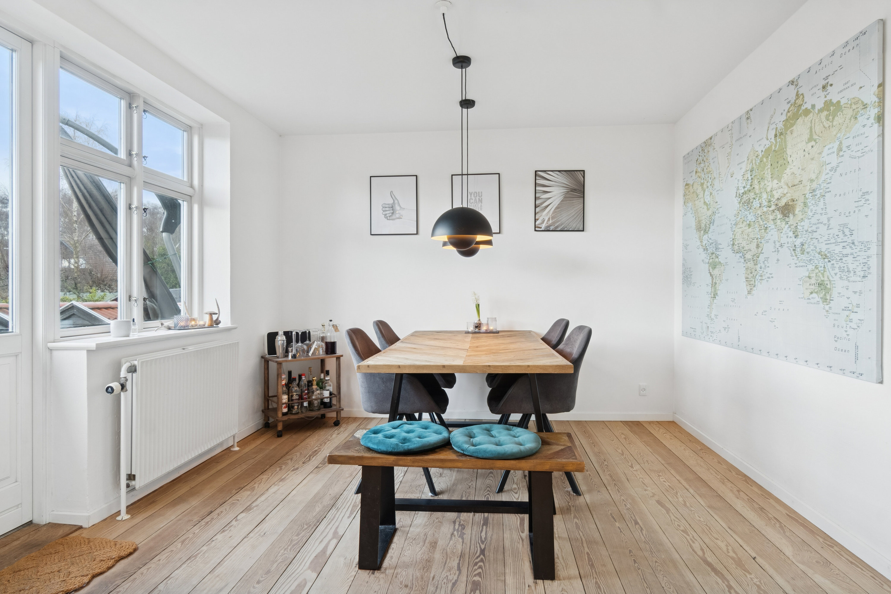 Fremhævet spisestue billede i fuldskærmstilstand. Billede af Mølledamsgade 11, 8600 Silkeborg