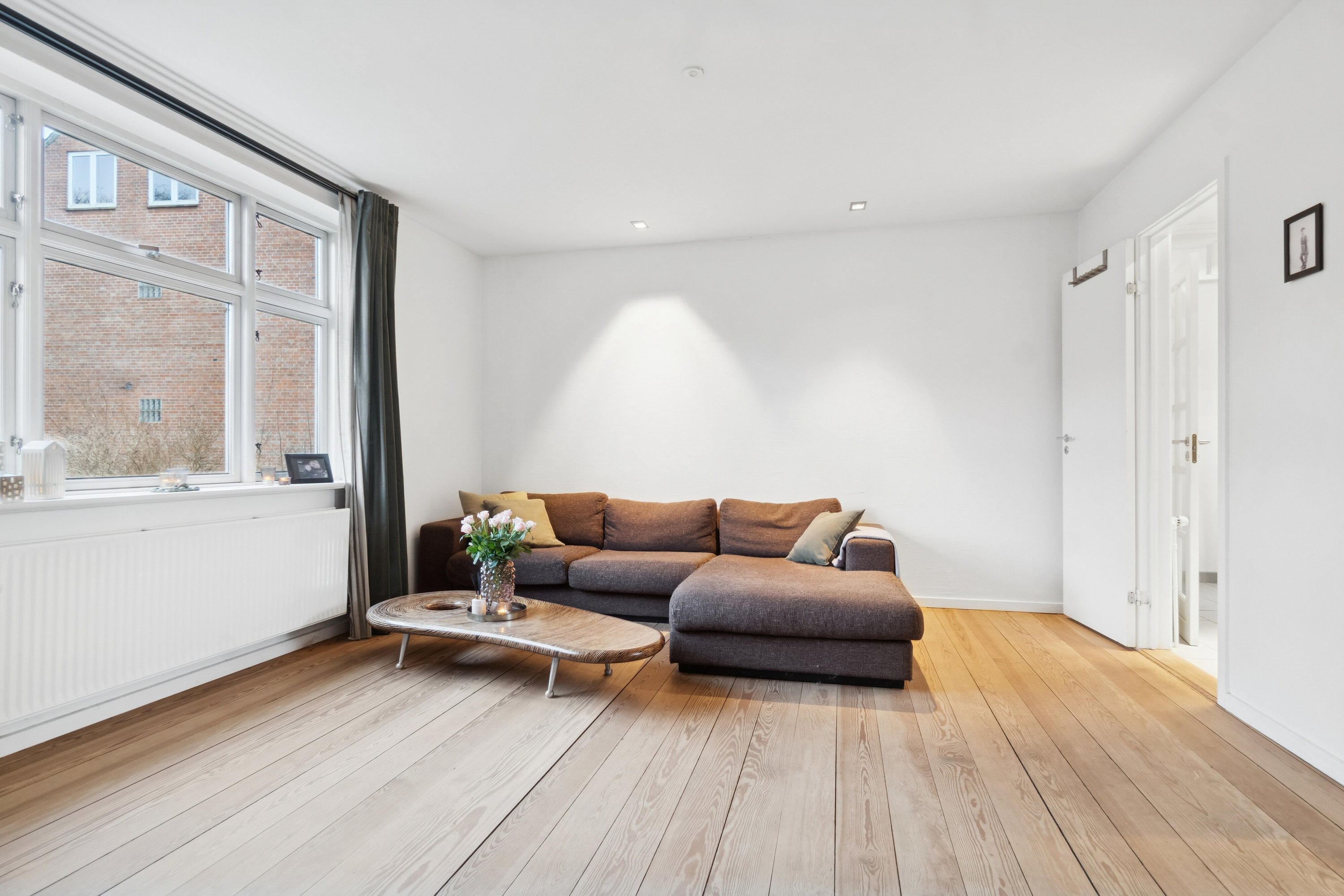 Fremhævet stue billede i fuldskærmstilstand. Billede af Mølledamsgade 11, 8600 Silkeborg