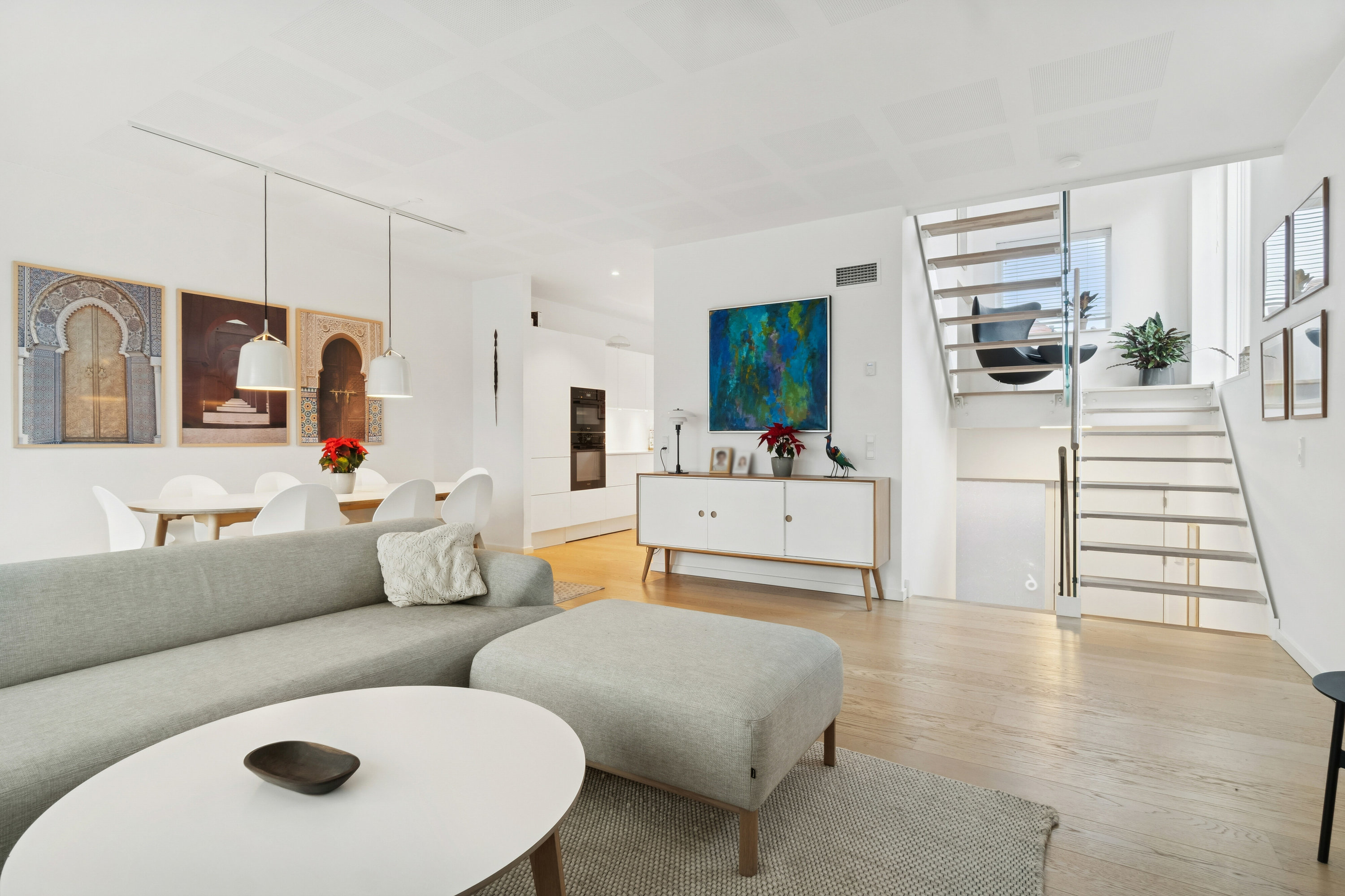 Fremhævet stue billede i fuldskærmstilstand. Billede af Thors Have 6, 8600 Silkeborg