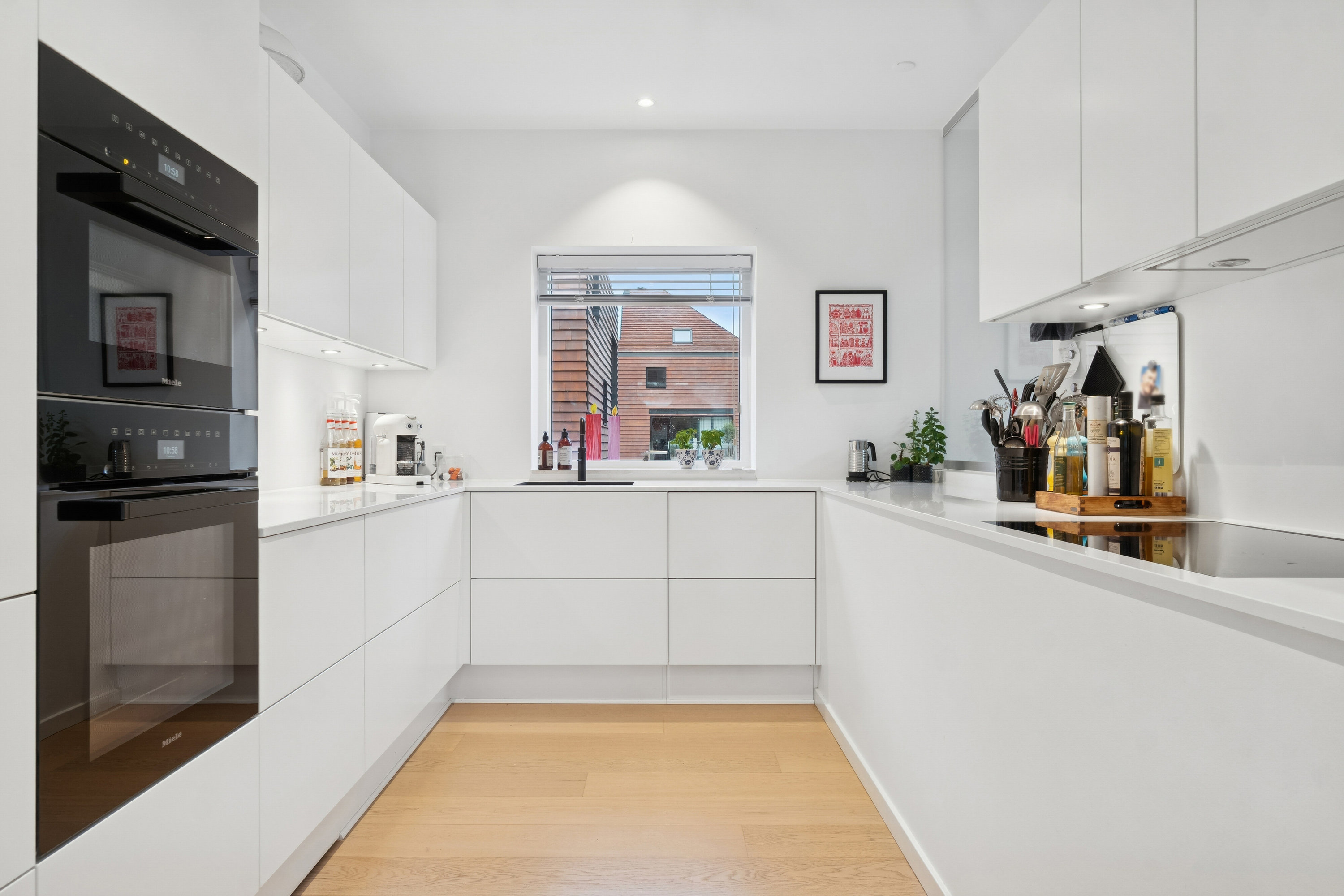 Fremhævet køkken billede i fuldskærmstilstand. Billede af Thors Have 6, 8600 Silkeborg