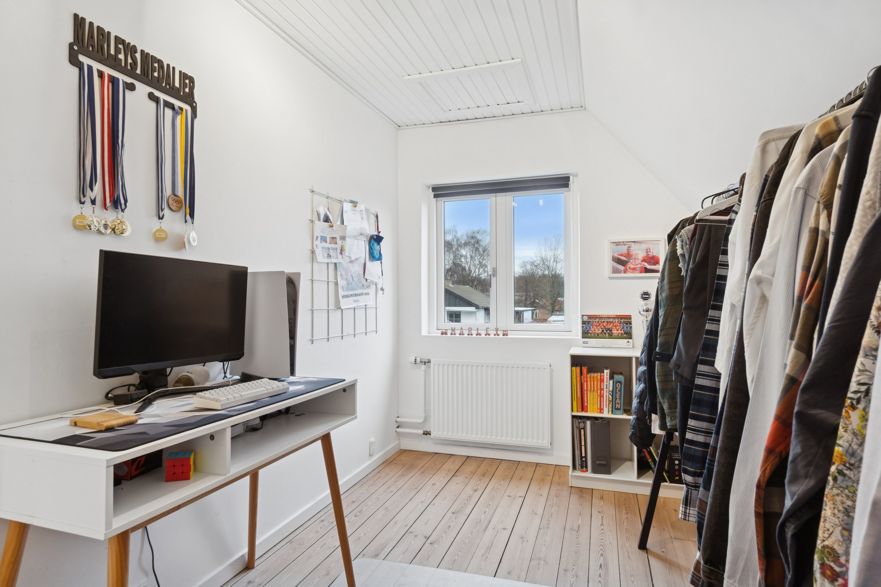 Fremhævet arbejdsværelse billede i fuldskærmstilstand. Billede af Mølledamsgade 11, 8600 Silkeborg