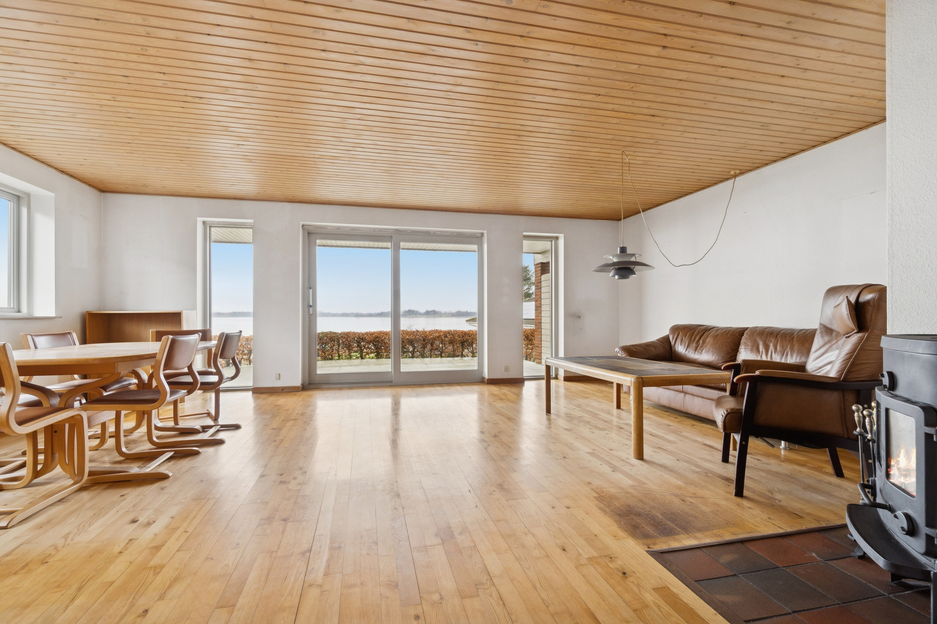 Fremhævet stue billede i fuldskærmstilstand. Billede af Hagenæs 31, 4040 Jyllinge