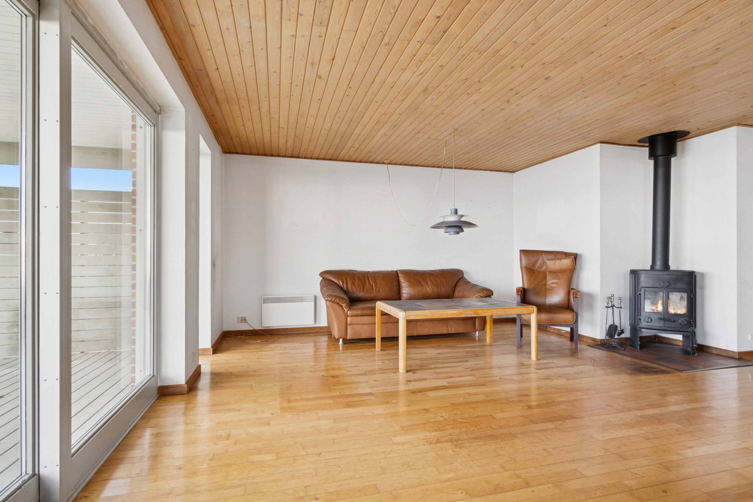 Fremhævet stue billede i fuldskærmstilstand. Billede af Hagenæs 31, 4040 Jyllinge