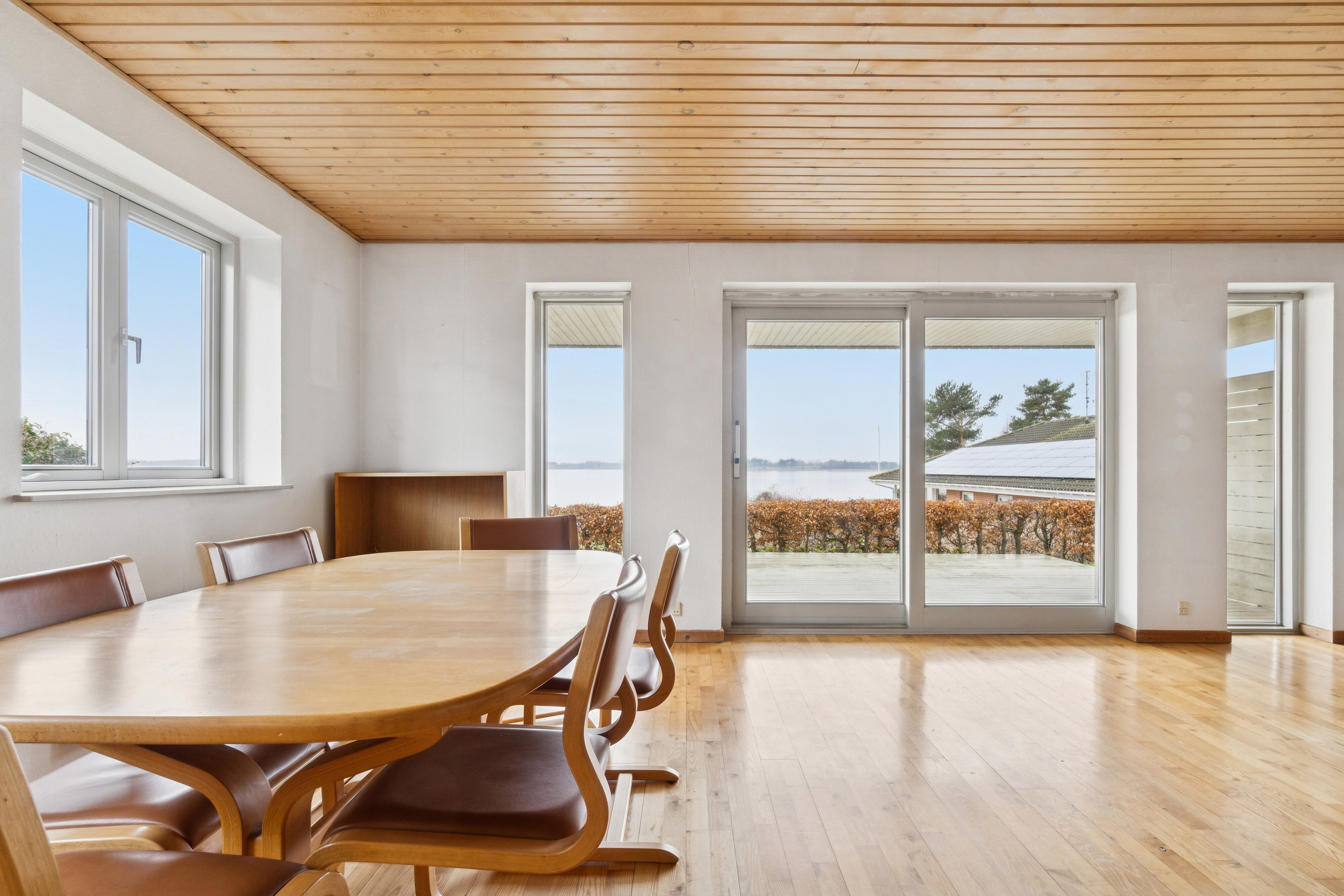 Fremhævet spisestue billede i fuldskærmstilstand. Billede af Hagenæs 31, 4040 Jyllinge