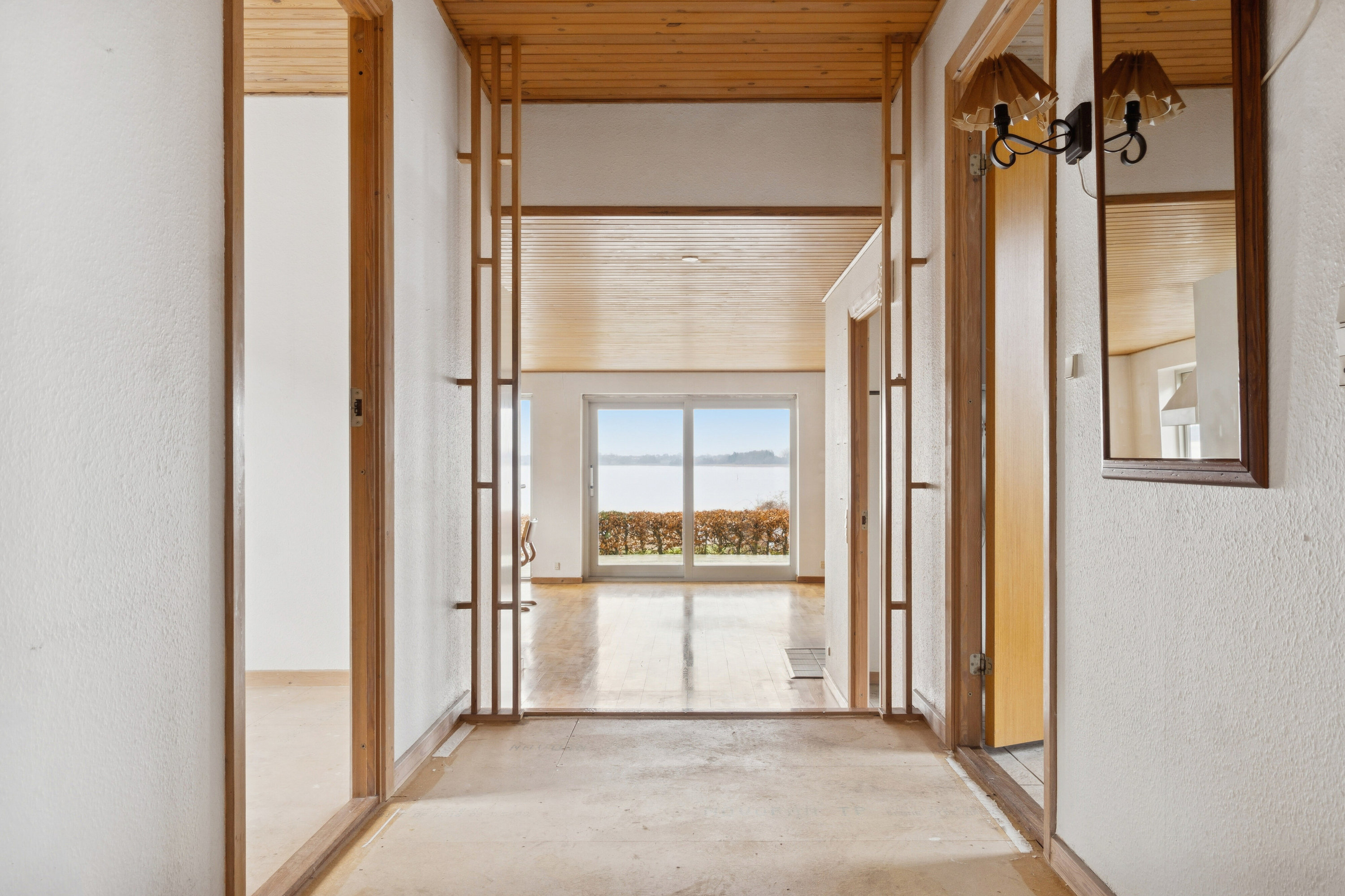 Fremhævet gang billede i fuldskærmstilstand. Billede af Hagenæs 31, 4040 Jyllinge