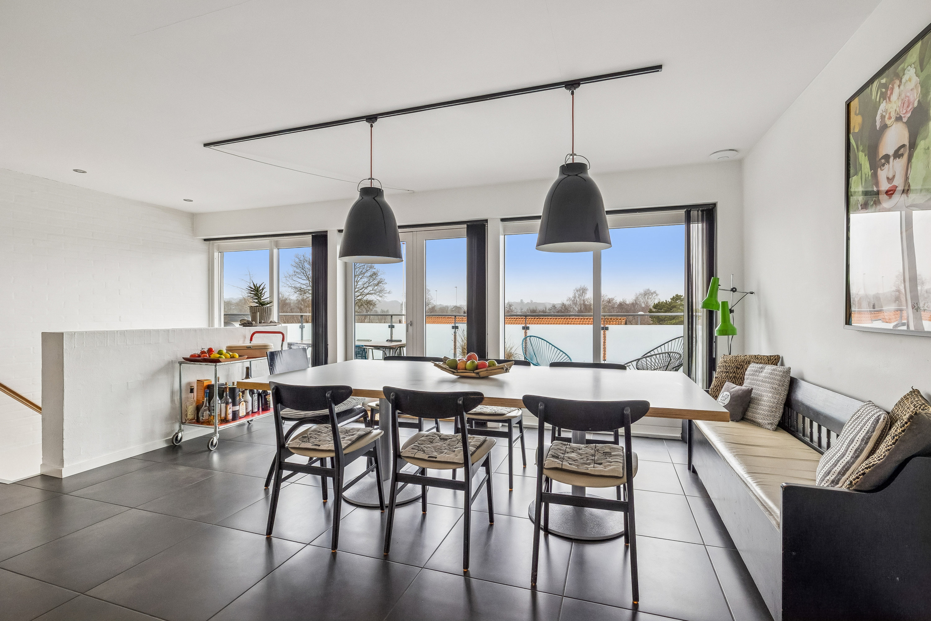 Fremhævet alrum billede i fuldskærmstilstand. Billede af Svanevænget 4, 8660 Skanderborg