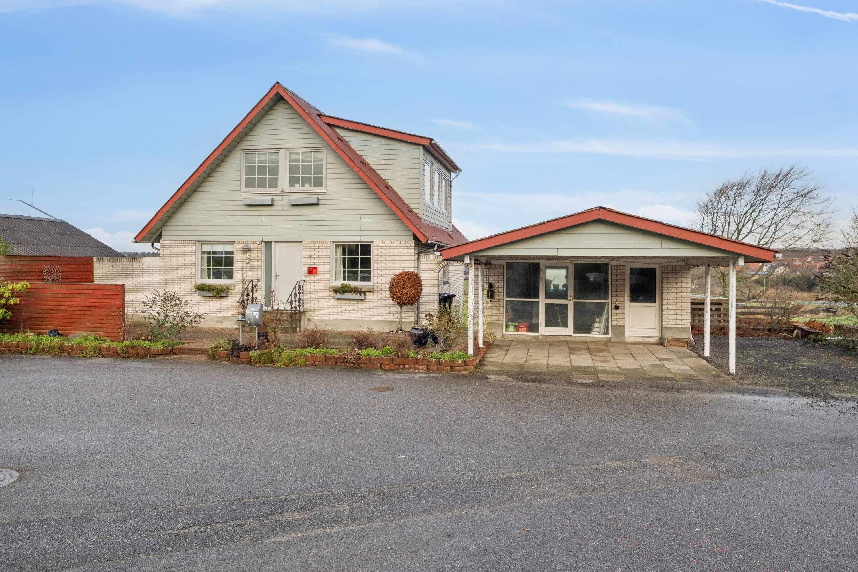 Fremhævet set fra vejen billede i fuldskærmstilstand. Billede af Australiavænget 4, Tingstrup, 7700 Thisted