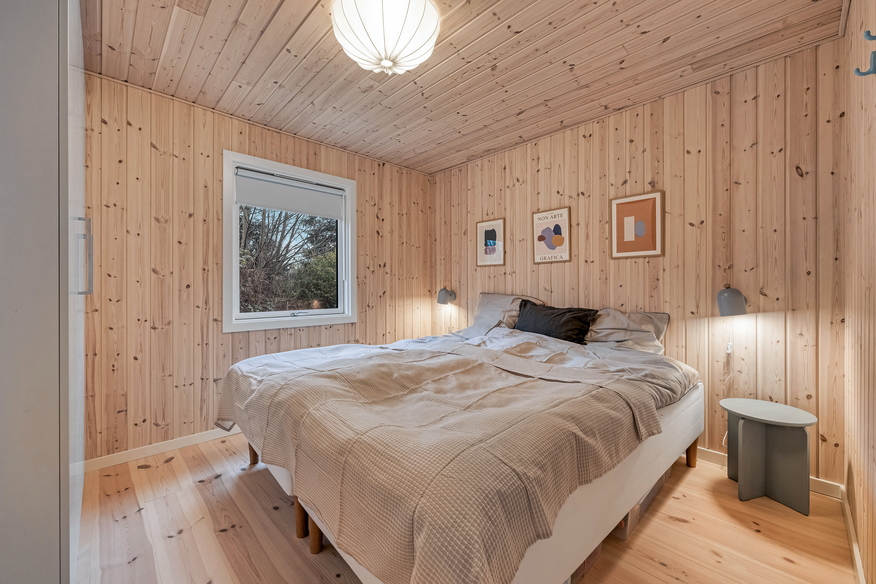 Fremhævet soveværelse billede i fuldskærmstilstand. Billede af Fyllasvej 7, 3210 Vejby