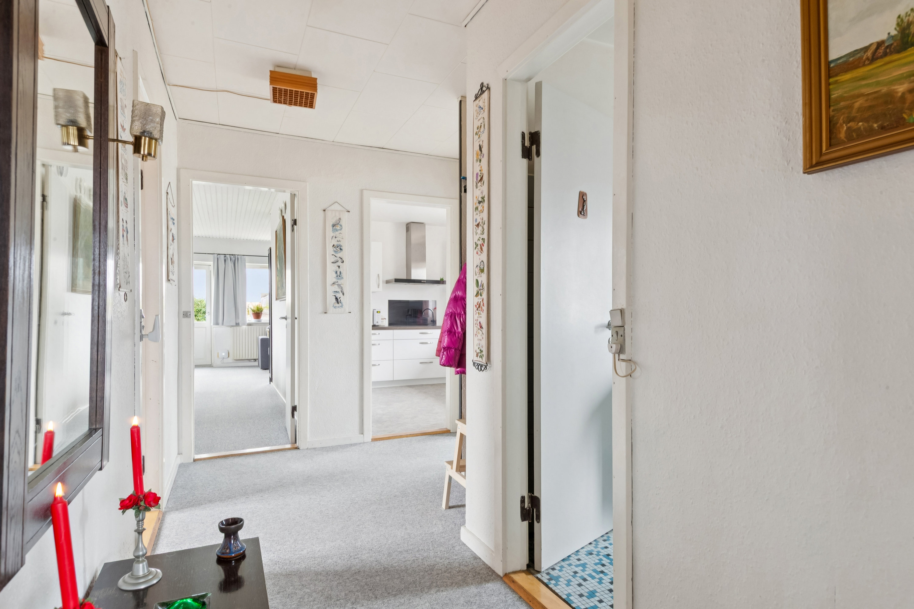 Fremhævet gang billede i fuldskærmstilstand. Billede af Granvej 25, 3060 Espergærde