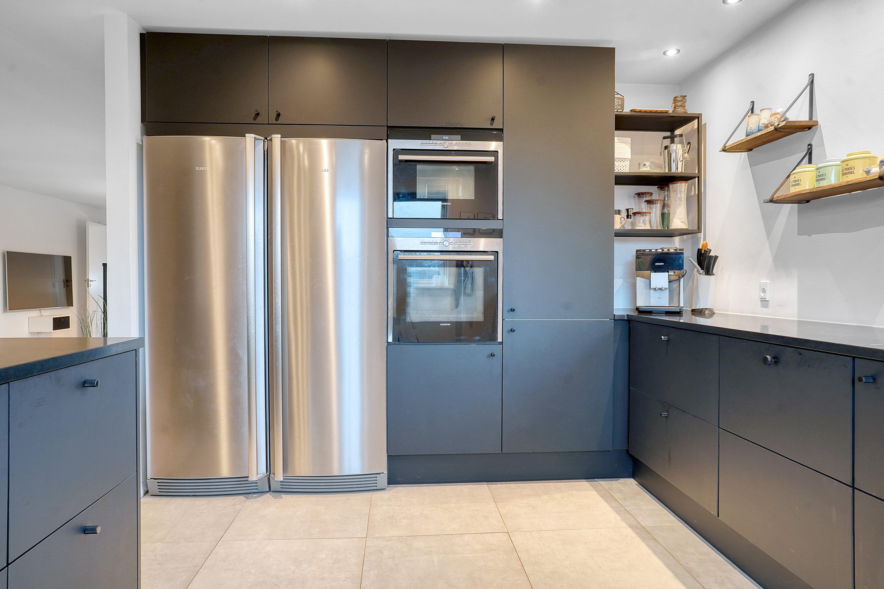 Fremhævet køkken billede i fuldskærmstilstand. Billede af Falkevang 18, 3450 Allerød