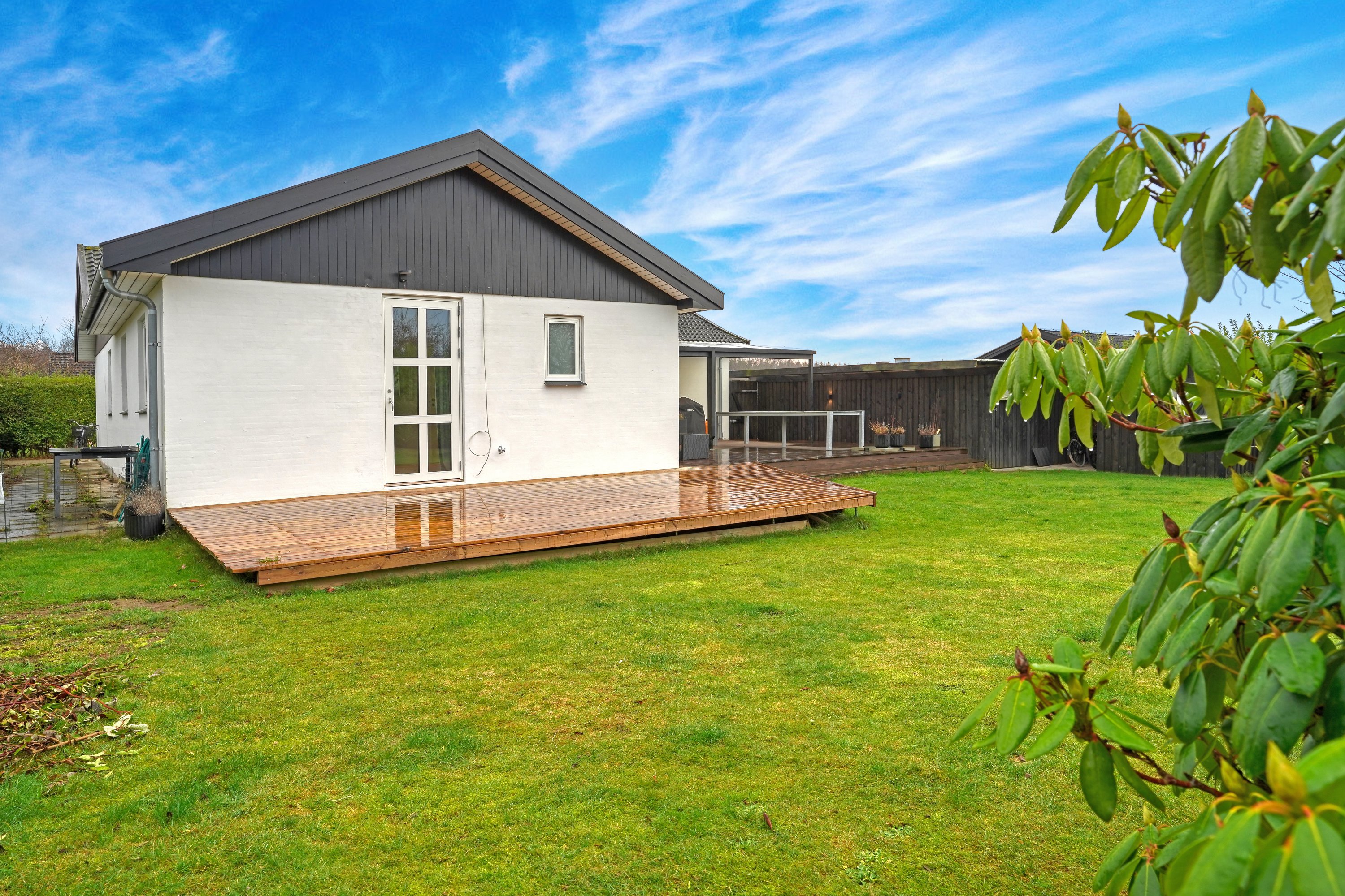 Fremhævet terrasse billede i fuldskærmstilstand. Billede af Falkevang 18, 3450 Allerød