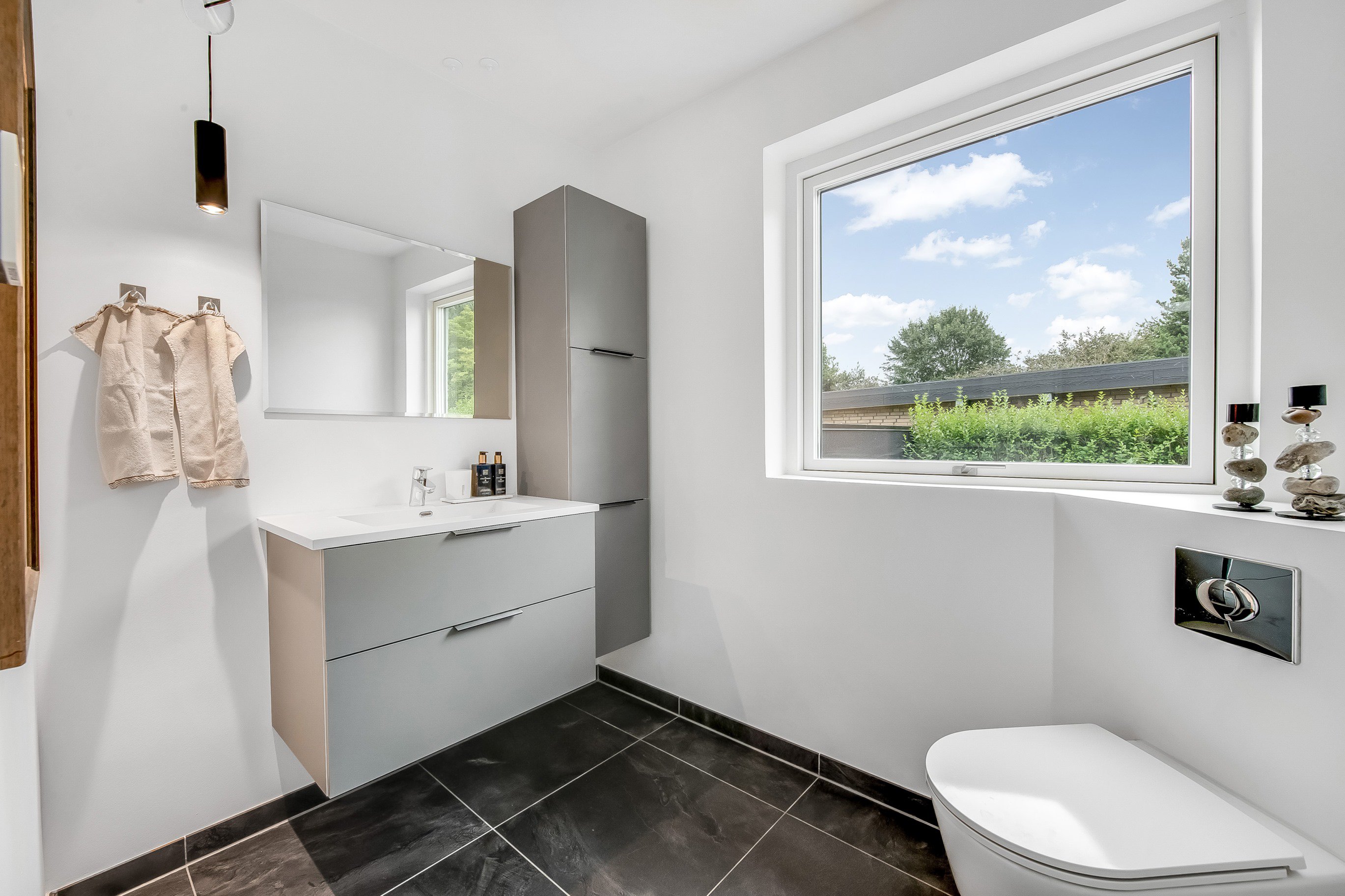 Fremhævet  billede i fuldskærmstilstand. Billede af Jættevej 9, Hostrupskov, 6200 Aabenraa