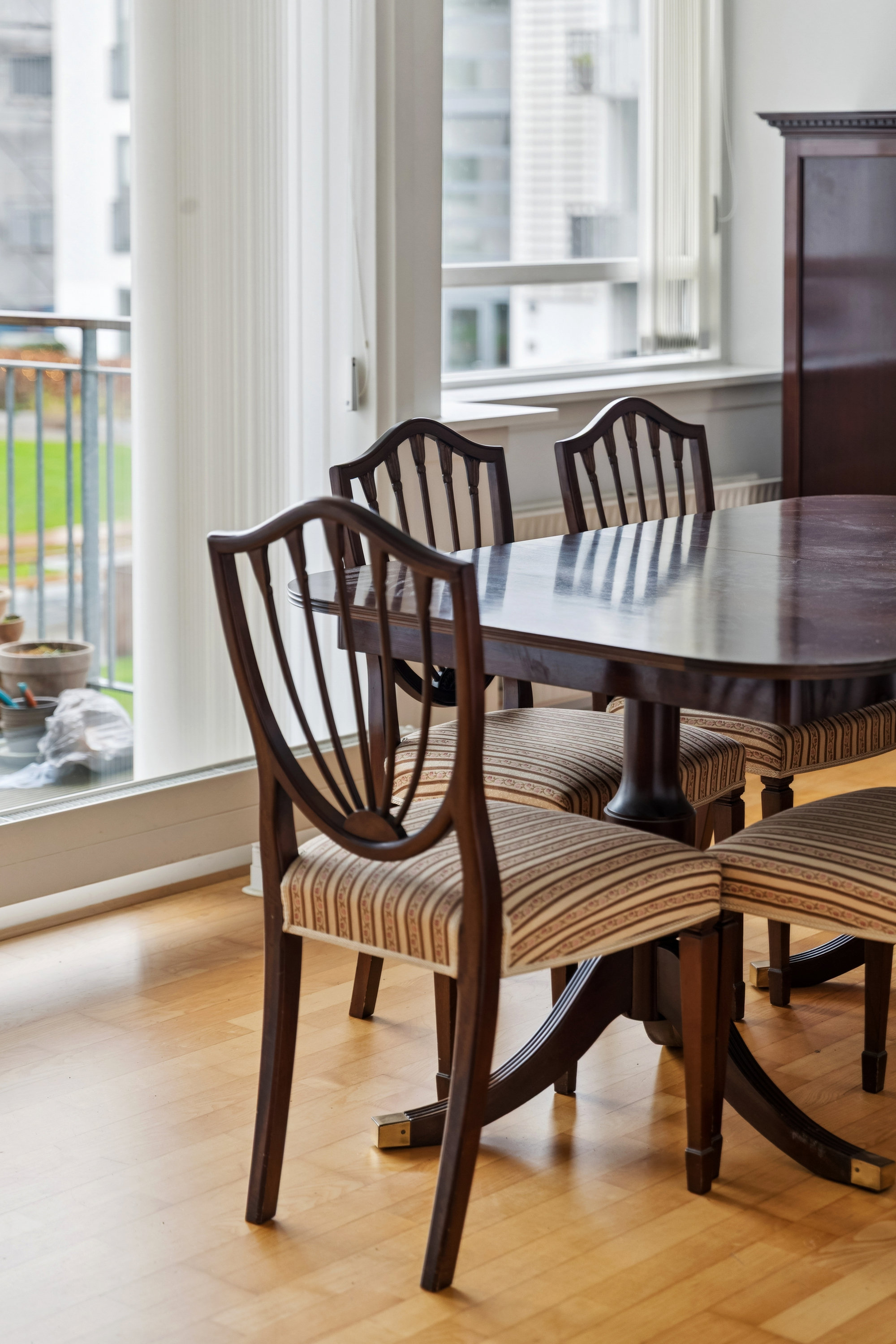 Fremhævet spisestue billede i fuldskærmstilstand. Billede af Murergade 9E, 1. tv., 3000 Helsingør