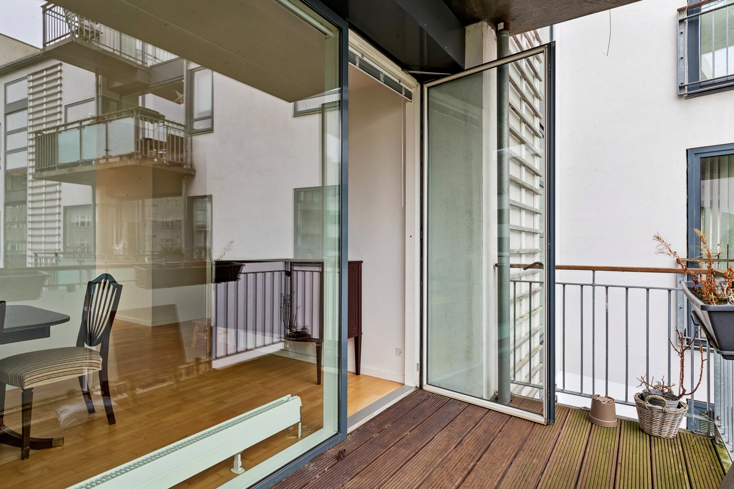 Fremhævet altan billede i fuldskærmstilstand. Billede af Murergade 9E, 1. tv., 3000 Helsingør