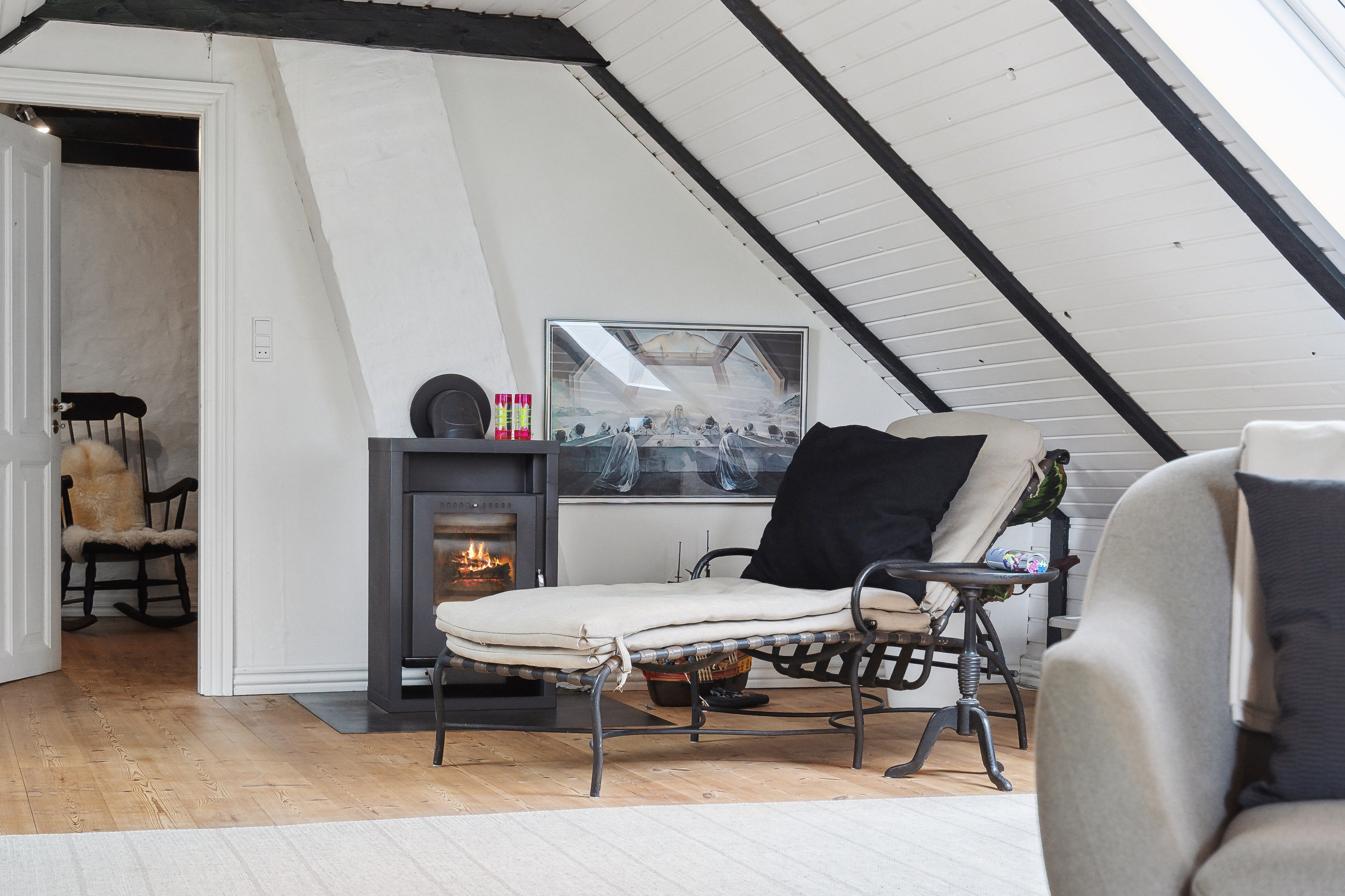 Fremhævet stue billede i fuldskærmstilstand. Billede af Solvangsvej 9, Gjurup, 9800 Hjørring