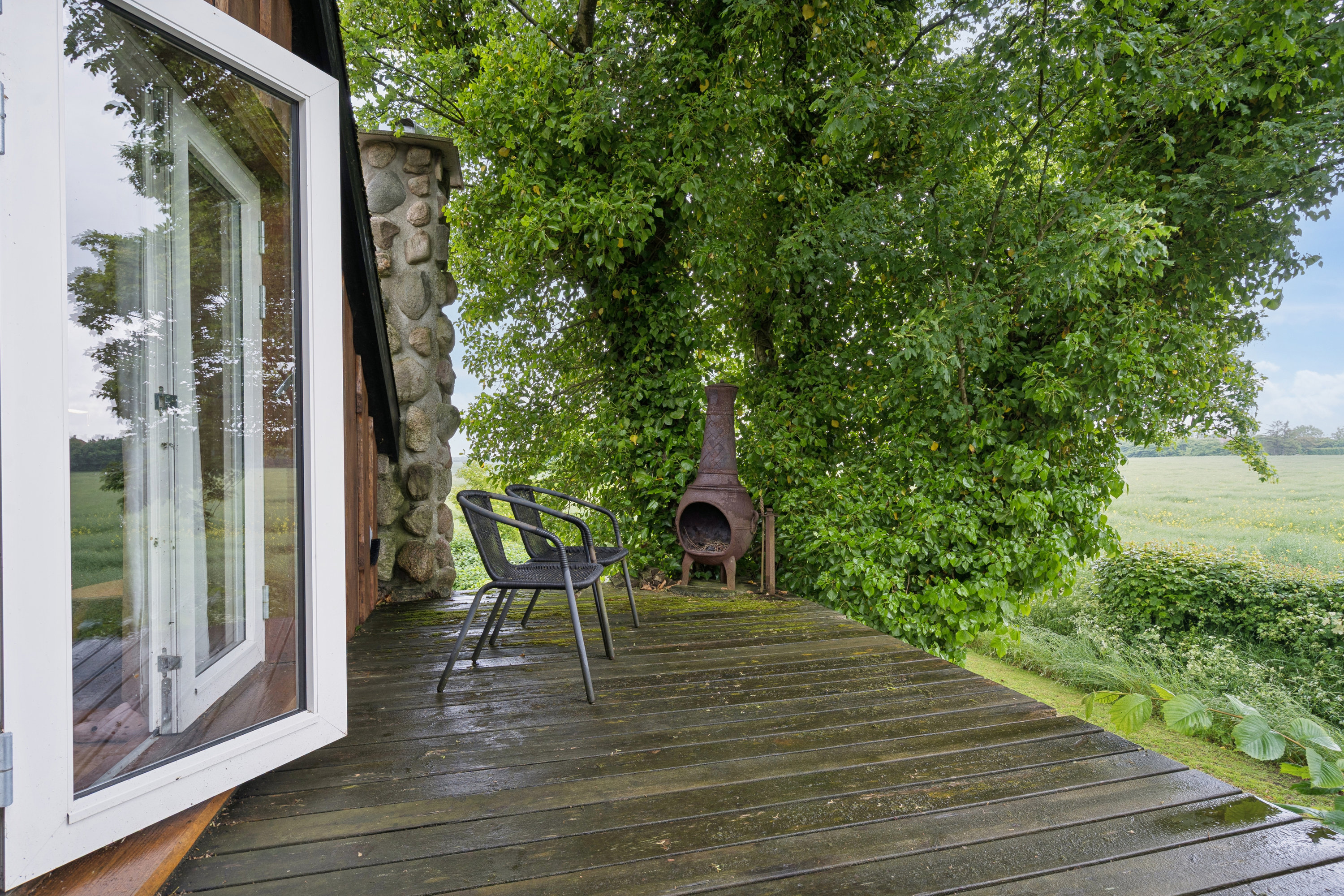 Fremhævet terrasse billede i fuldskærmstilstand. Billede af Solvangsvej 9, Gjurup, 9800 Hjørring